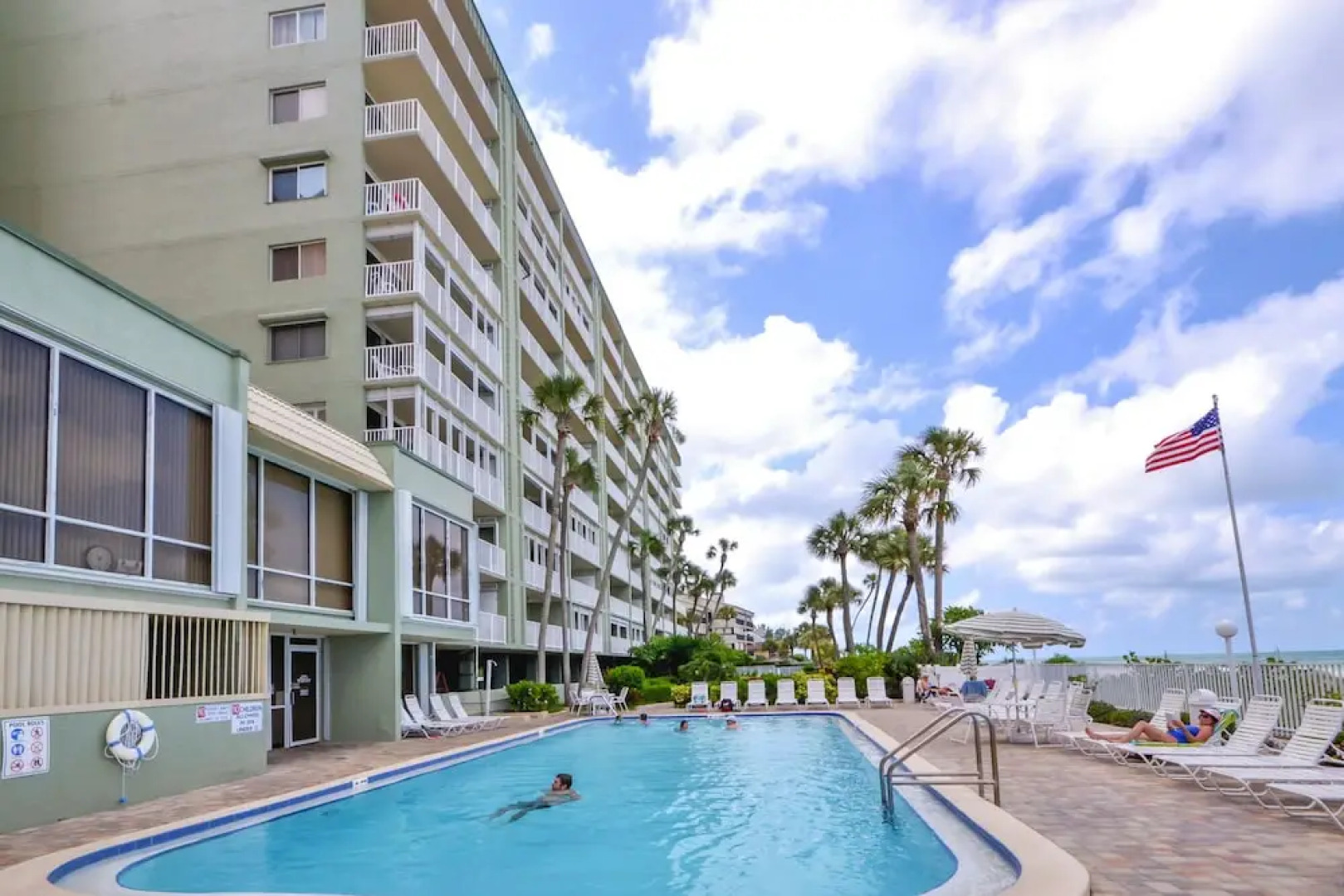 Sand Castle I 301 by Vtrips