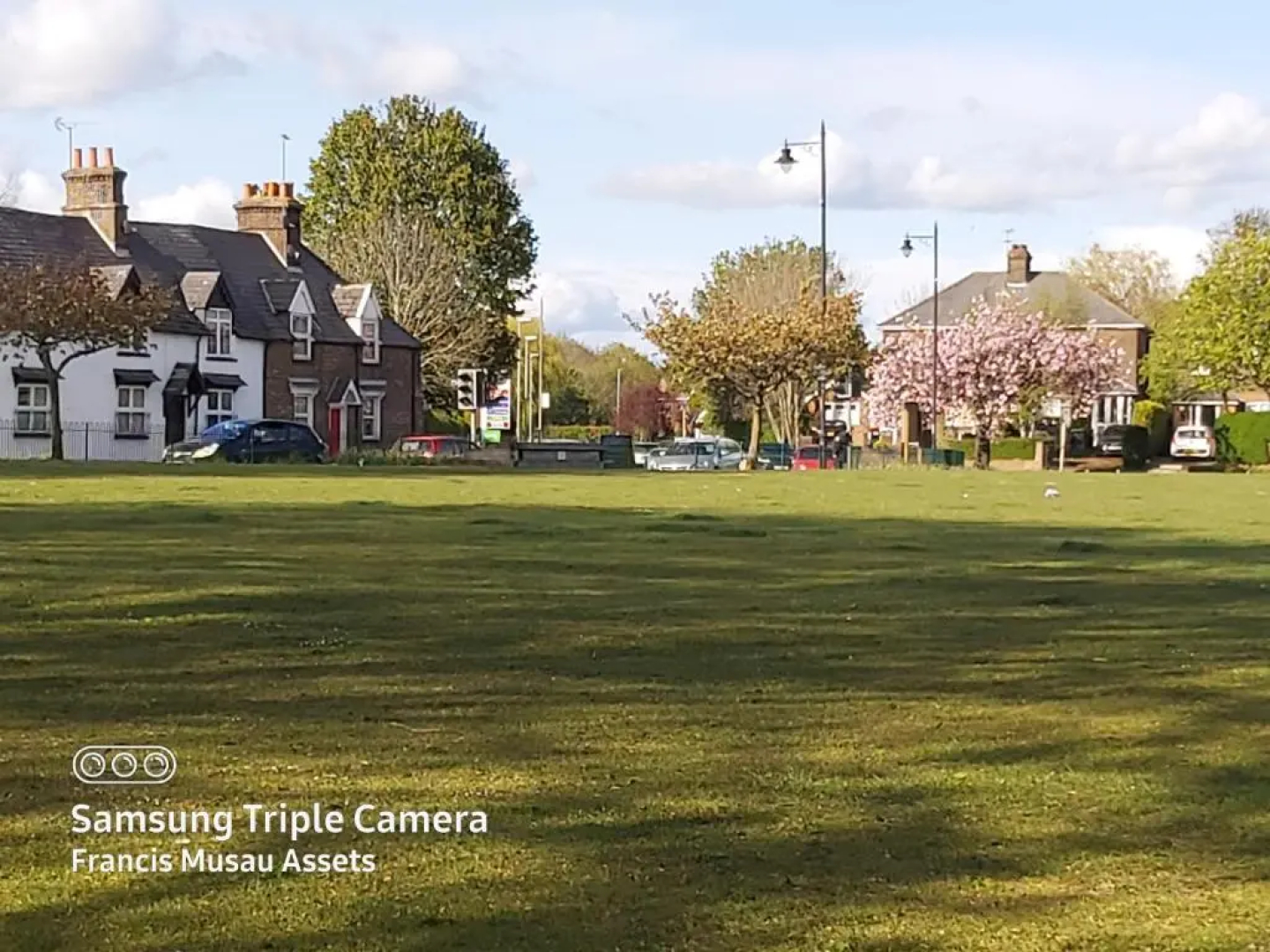 The Maltings - Huku Kwetu Dunstable - Spacious Business Travellers- 2 Bedroom 2nd floor Serviced Apartment -Private Parking- Free Wifi