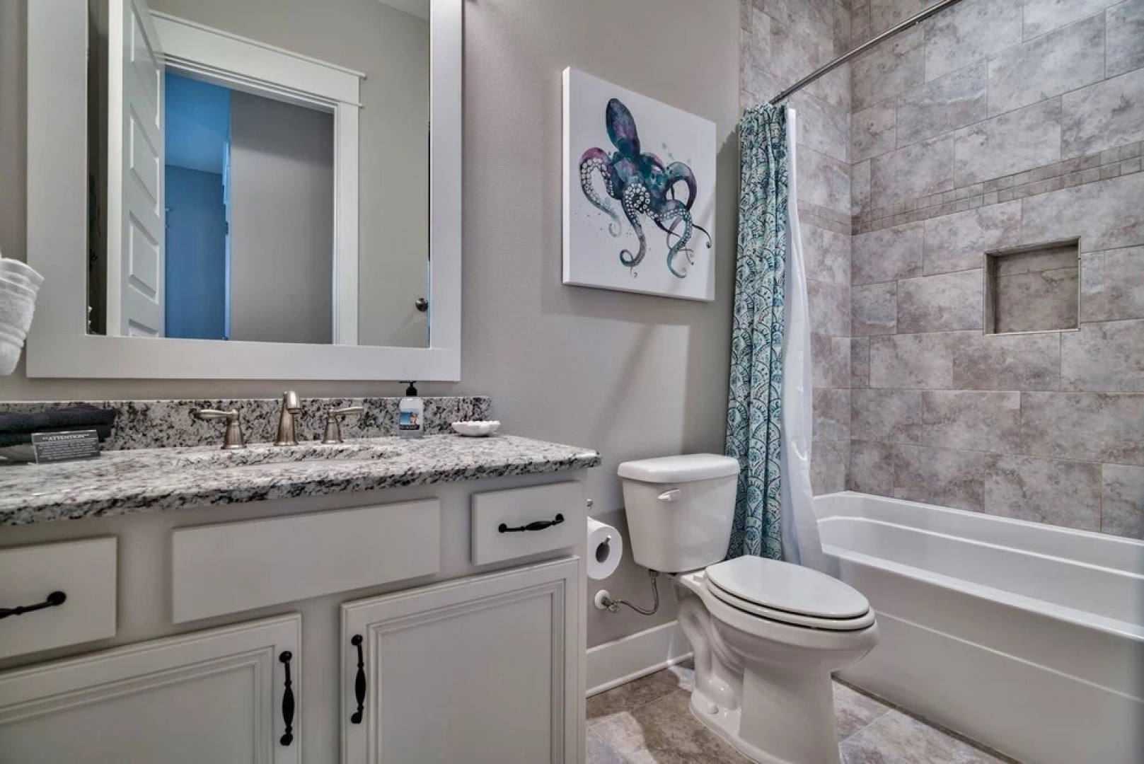 Beach Retreat 3 Bedroom Condo By Coastal Dreamin