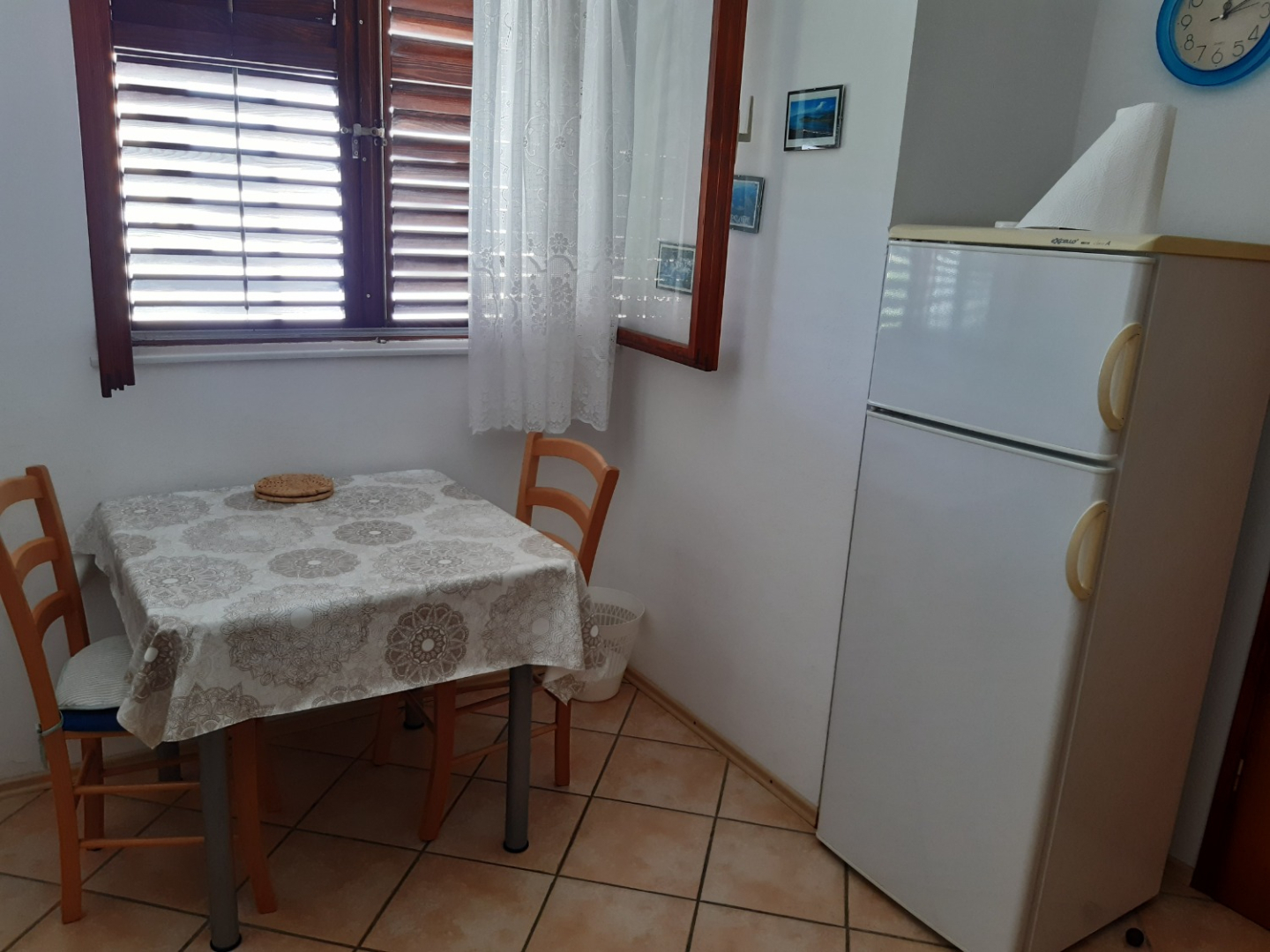 Apartment Mario - afordable & close to center: A2 Pirovac, Riviera Sibenik