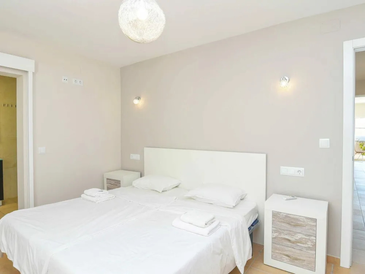 Belvilla by OYO Casa Chloe