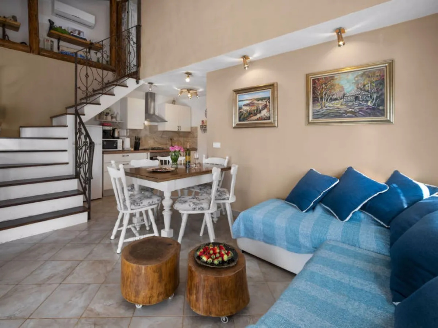 Villa Aurora 16560