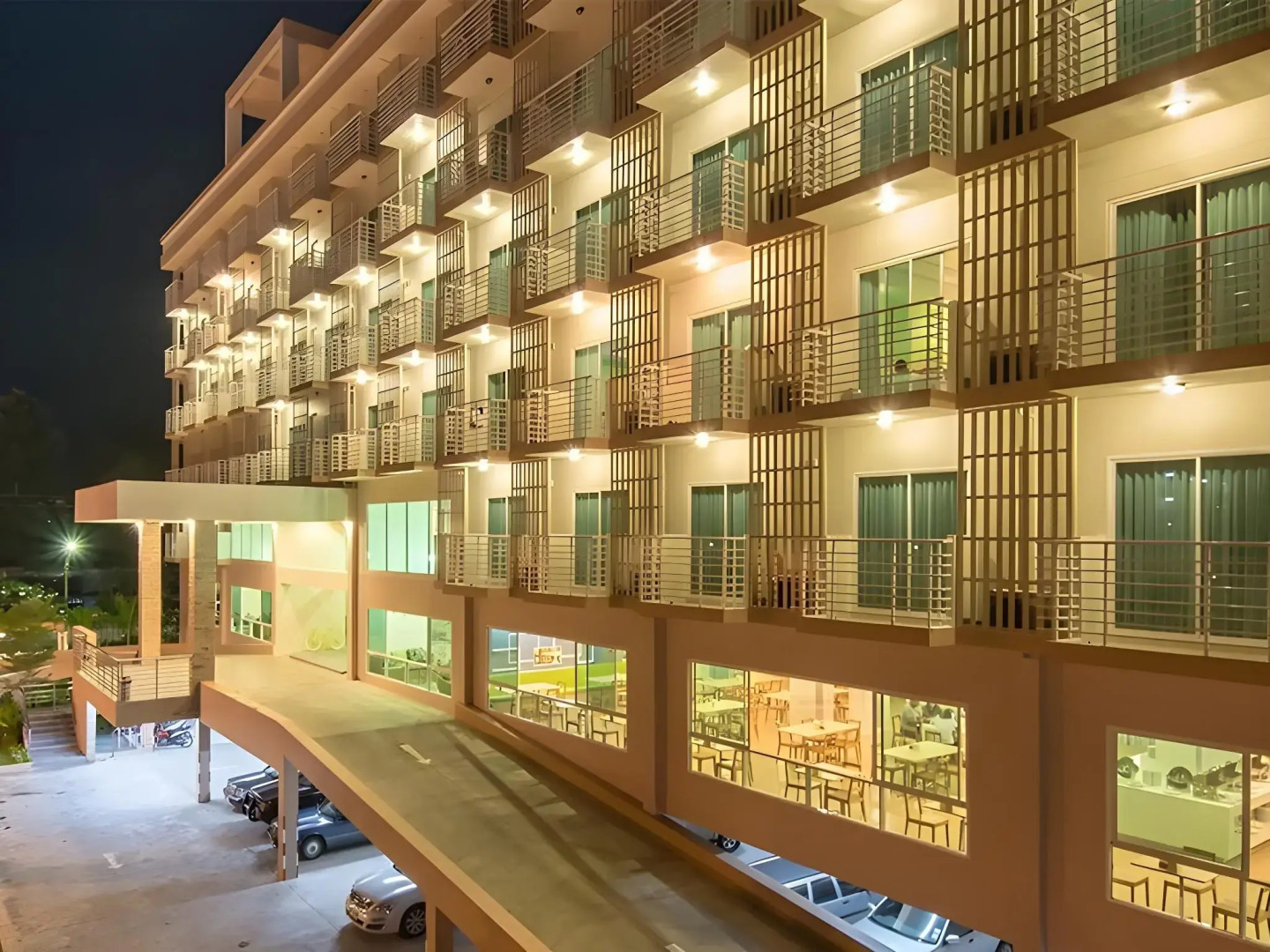 Prachuap Grand Hotel