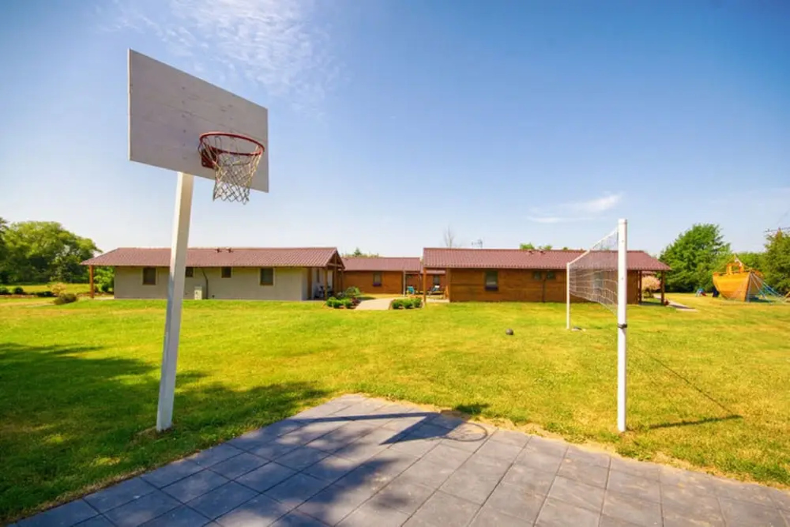 Serene Bungalow in Darlowko With Large Garden