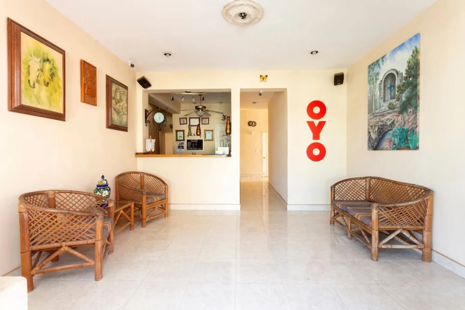 OYO Hotel Casa Regina