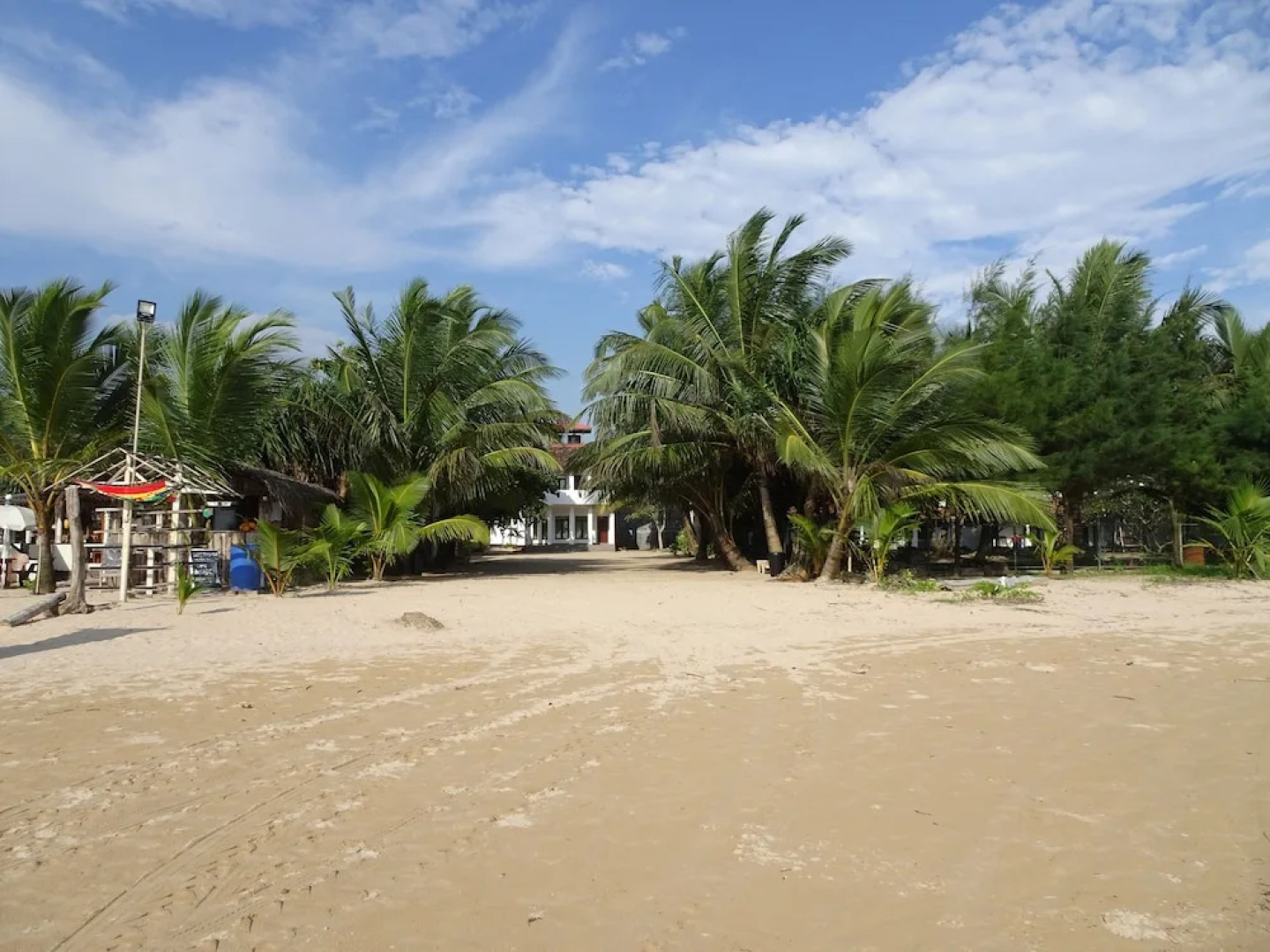 Moragalla Beach Home Guesthouse (Newly opened hotel)