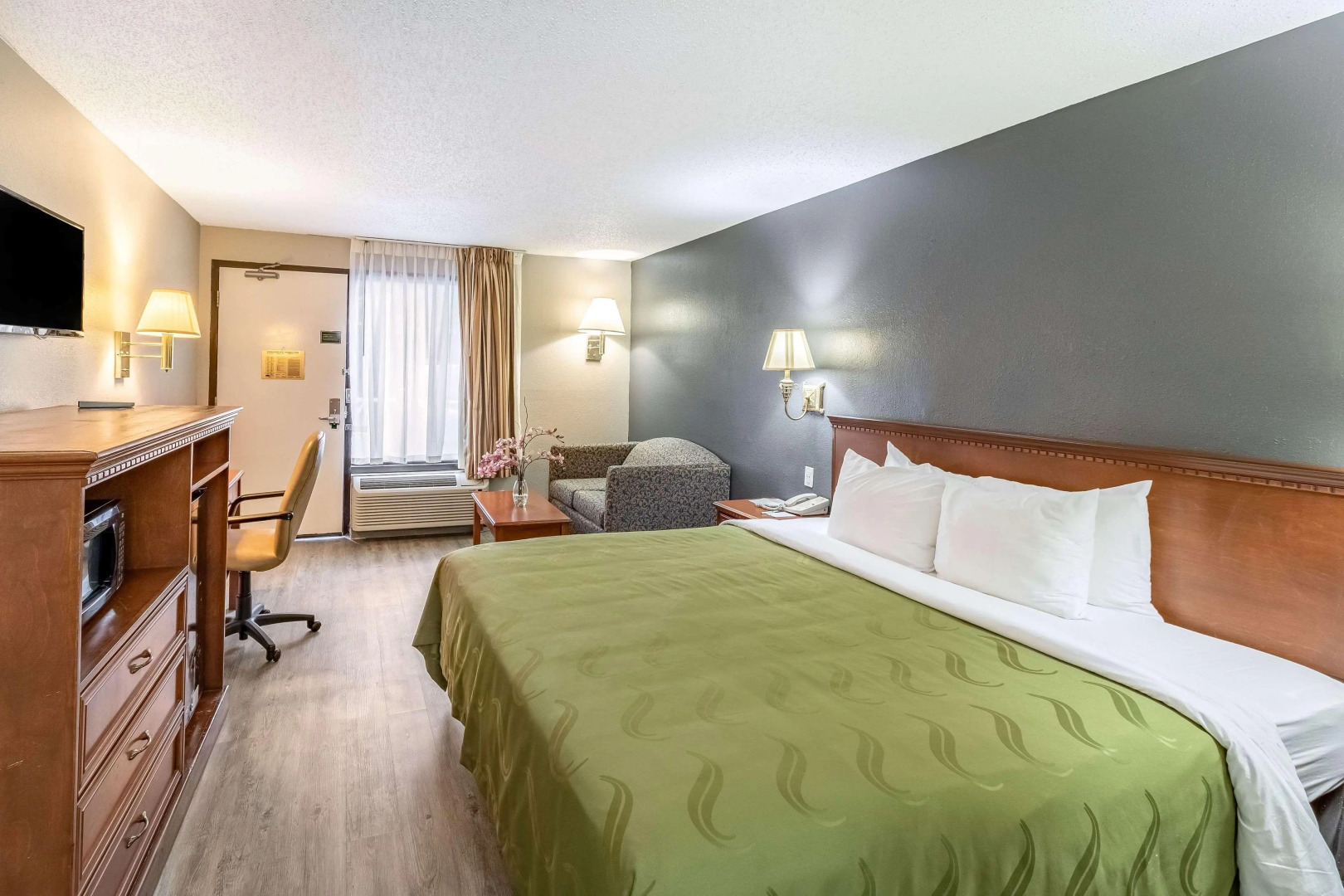 Baymont by Wyndham Wilmington