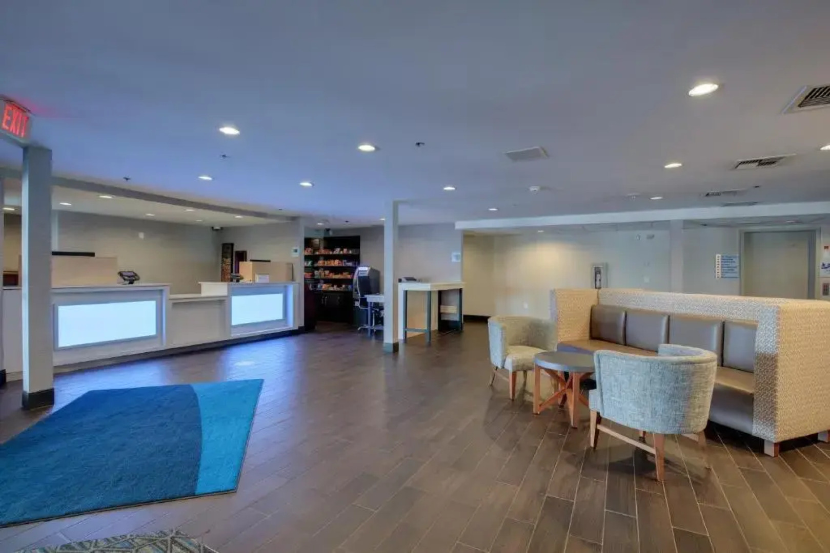 Holiday Inn Express W-I40/Whitebridge Road by IHG