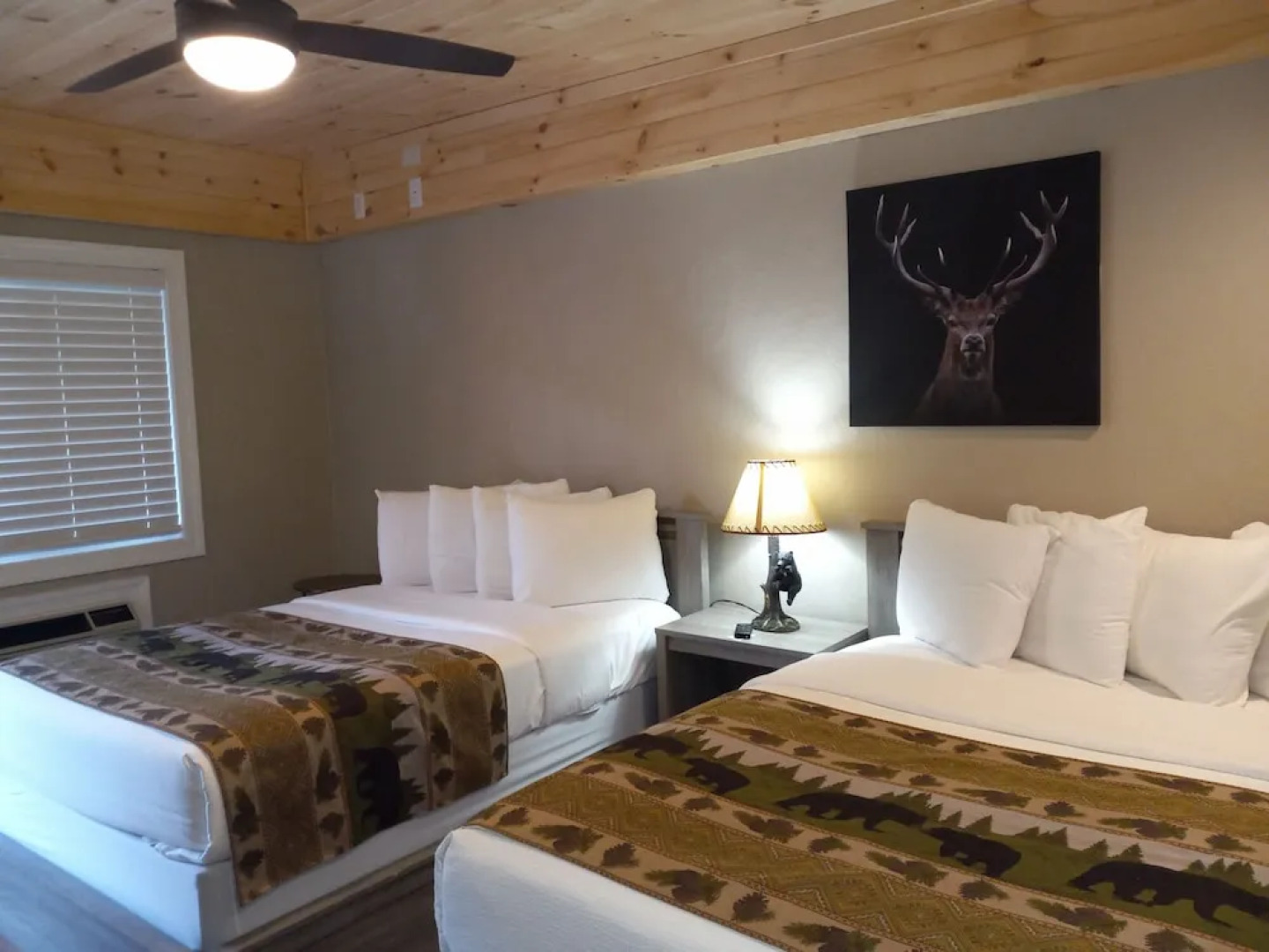 The Carter Lodge On The River