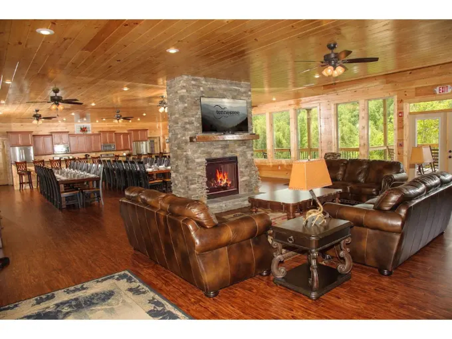 Sycamore Mansion - FourteenBedroom Cabin