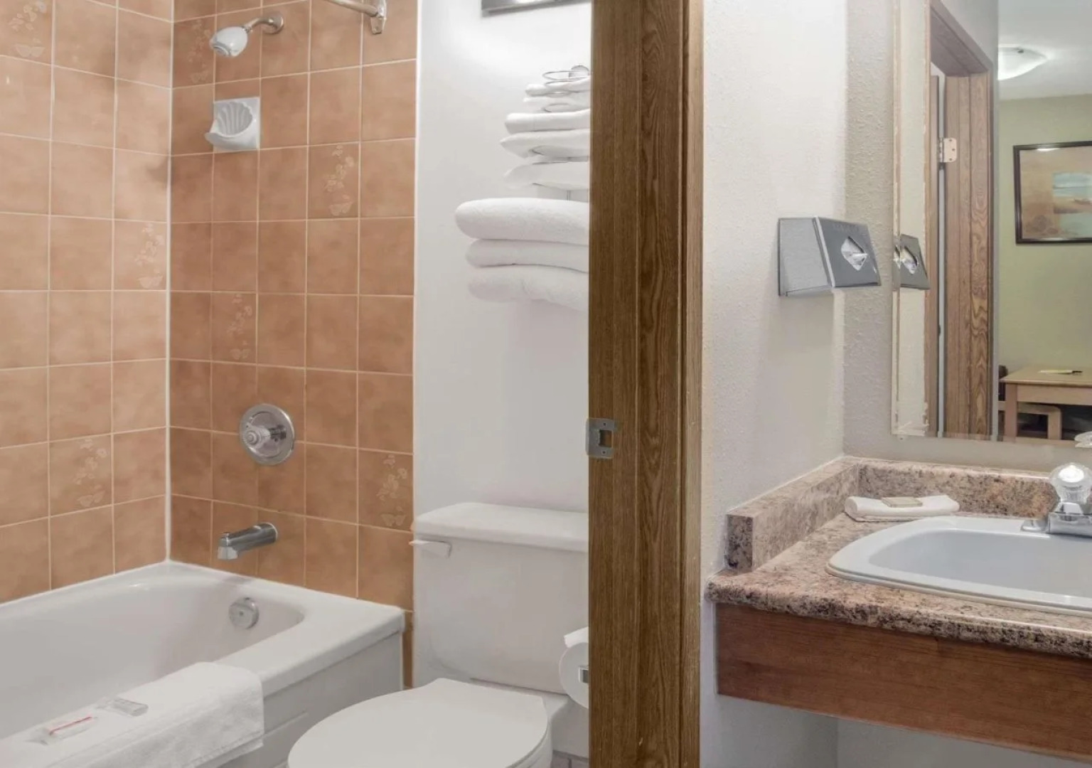 Park Inn by Radisson Osoyoos