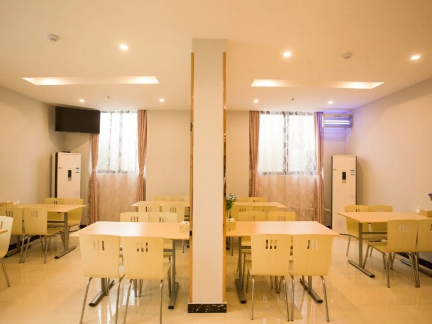 GreenTree Inn HuaiAn KangJian W Road XiAn Road Hotel