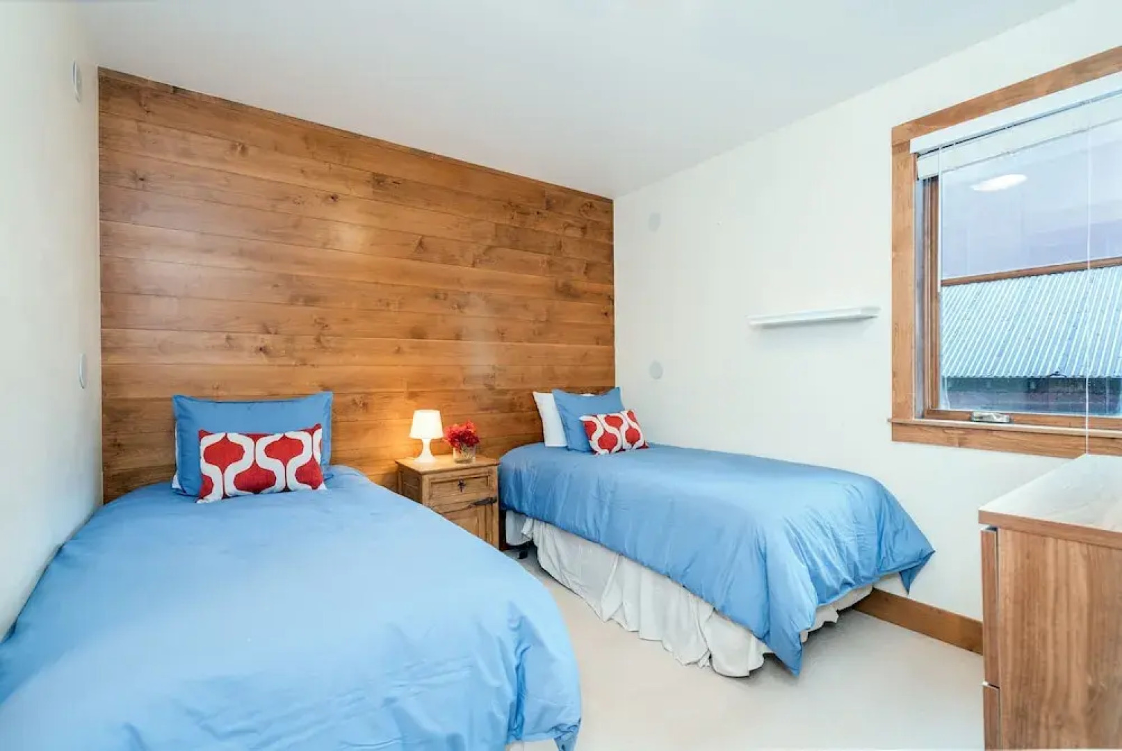 Meribel Penthouse - Luxury Condominium with Penthouse Views, Heart of Downtown Telluride, Hot Tub