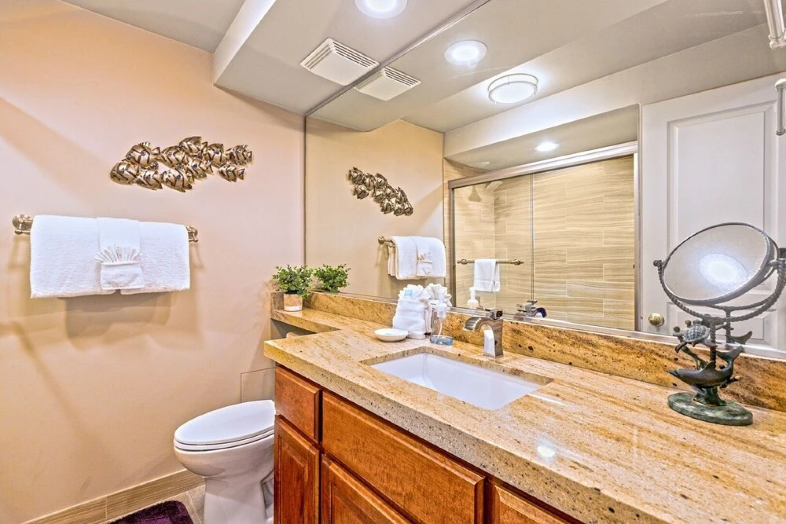 Kaleialoha #207 1 Bedroom 1 Bathroom Condo by Redawning