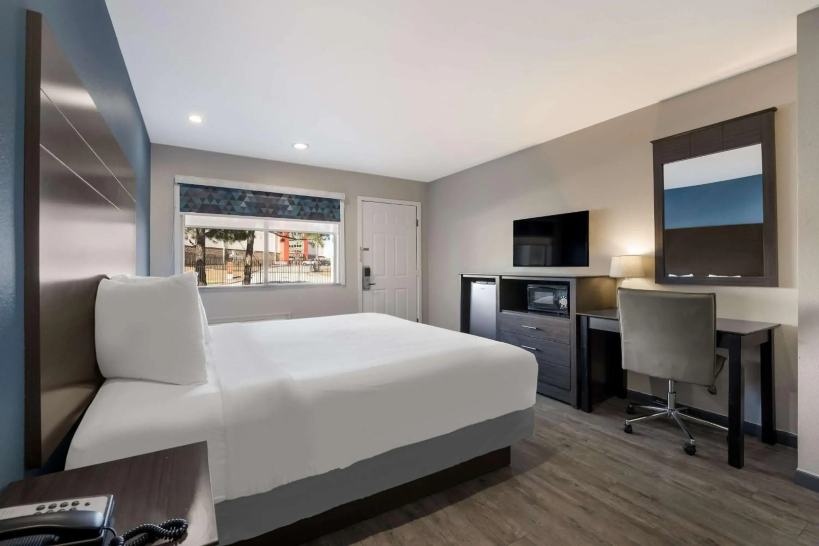 SureStay Hotel by Best Western Spring North Houston