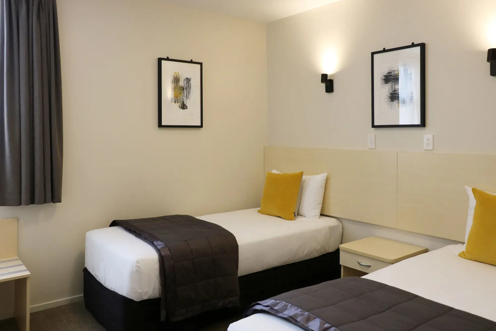 The Victoria Hotel Dunedin