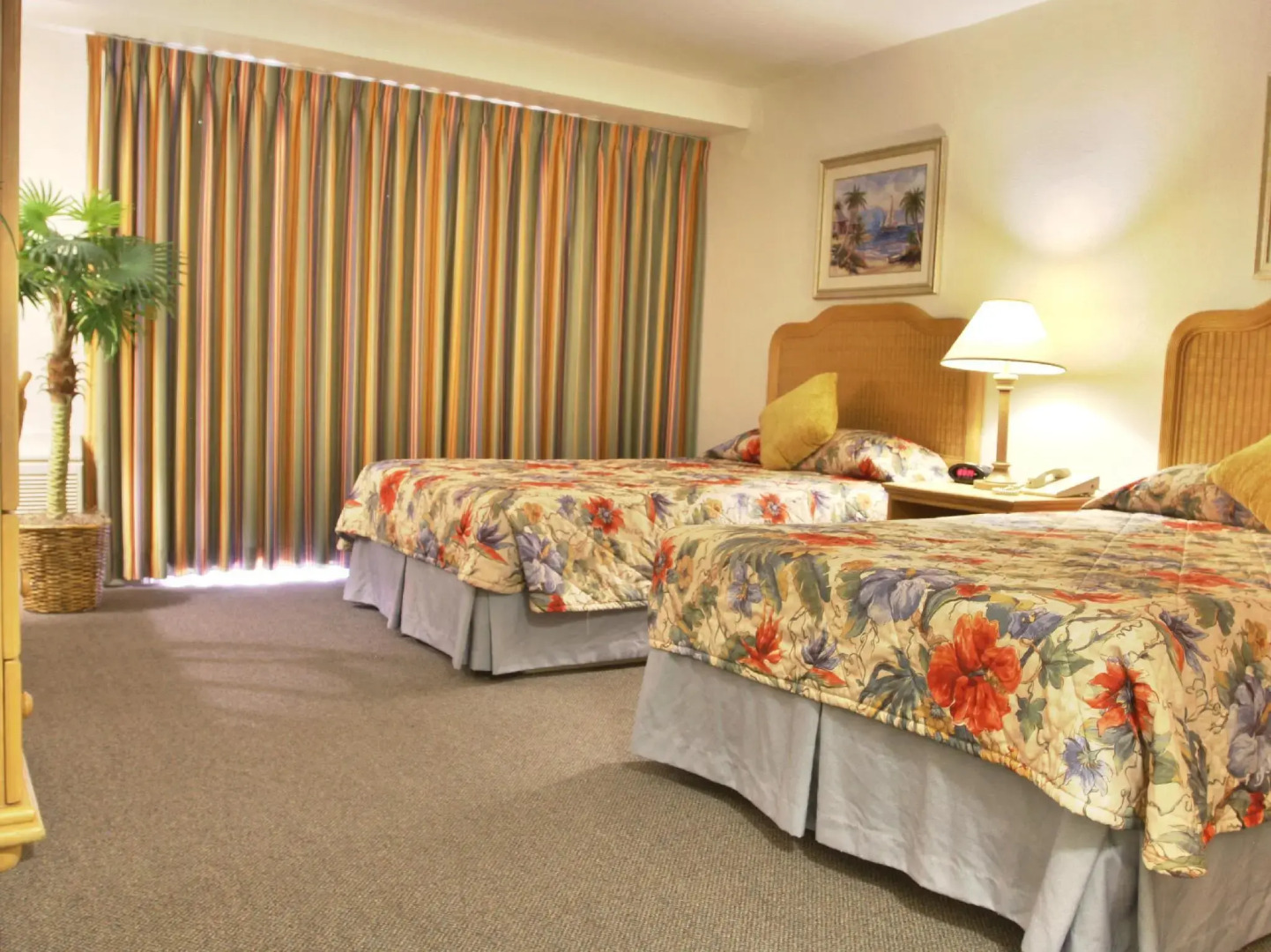 Castaways Resort and Suites