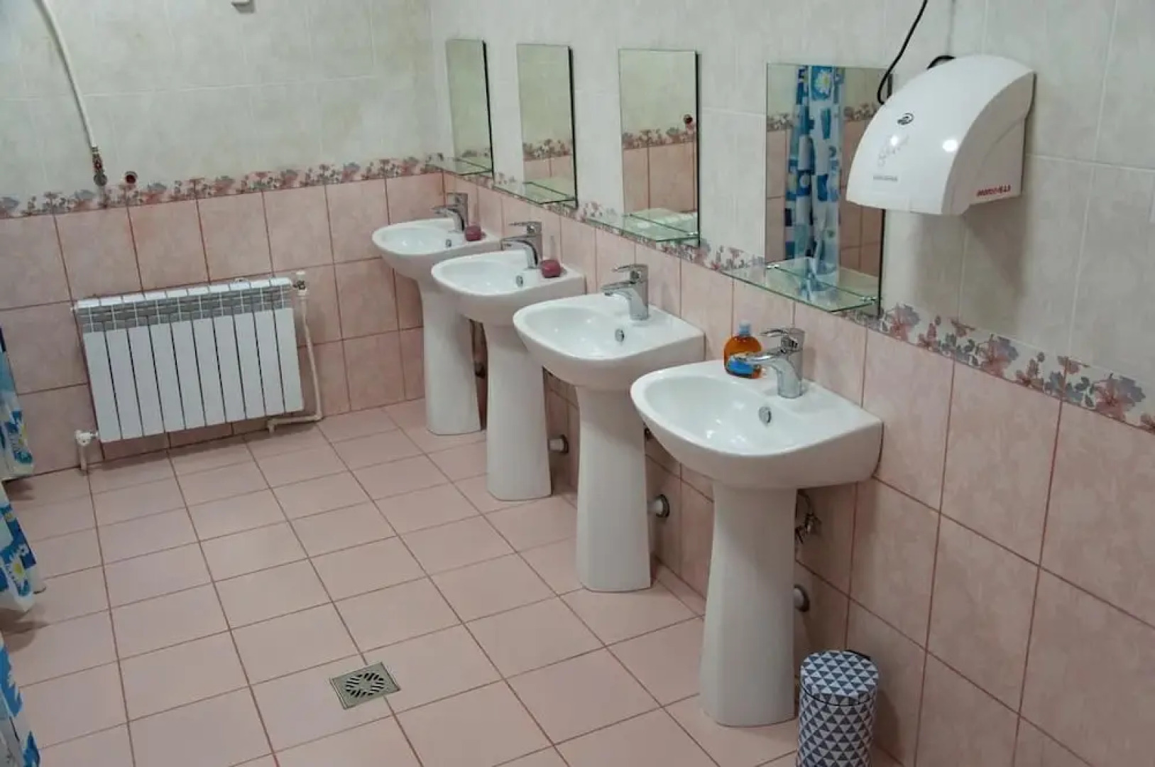 Отель «Светлячок»