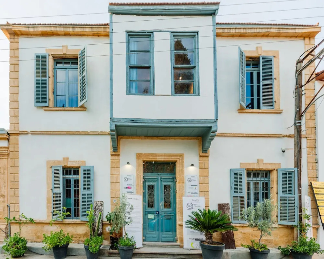 TasEv Boutique Hotel