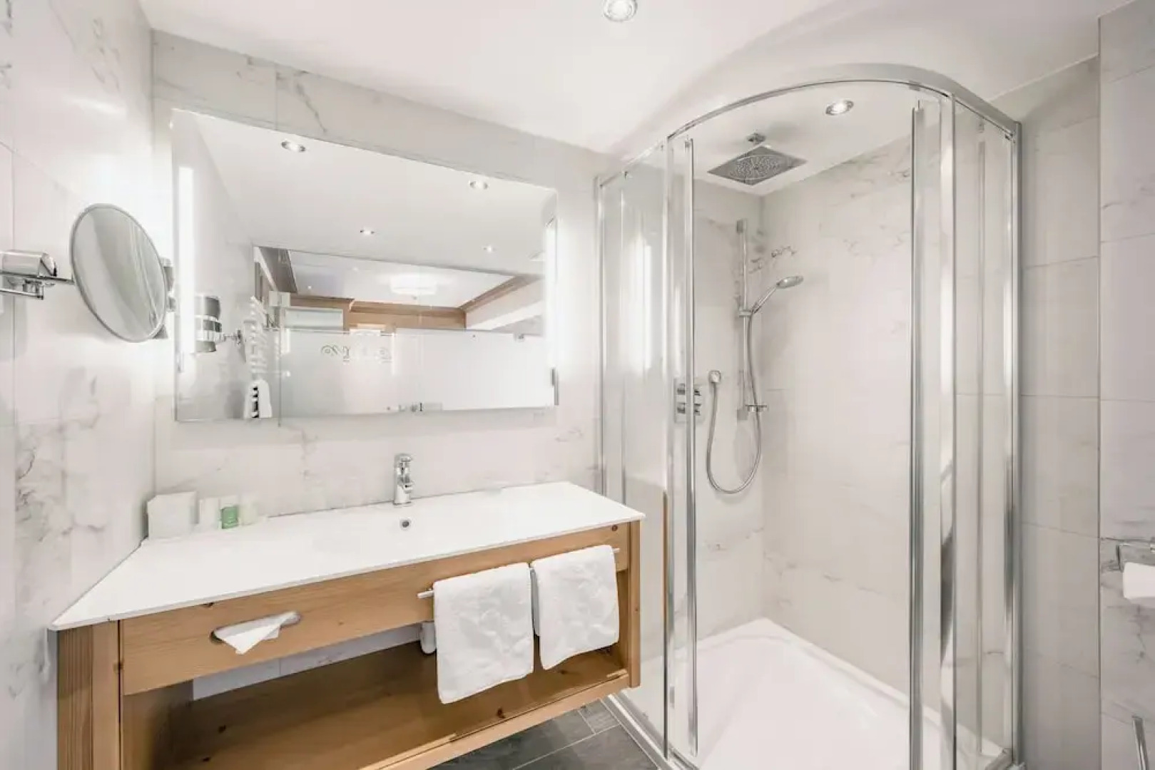 Gourmet & Wine Hotel Austria 4s