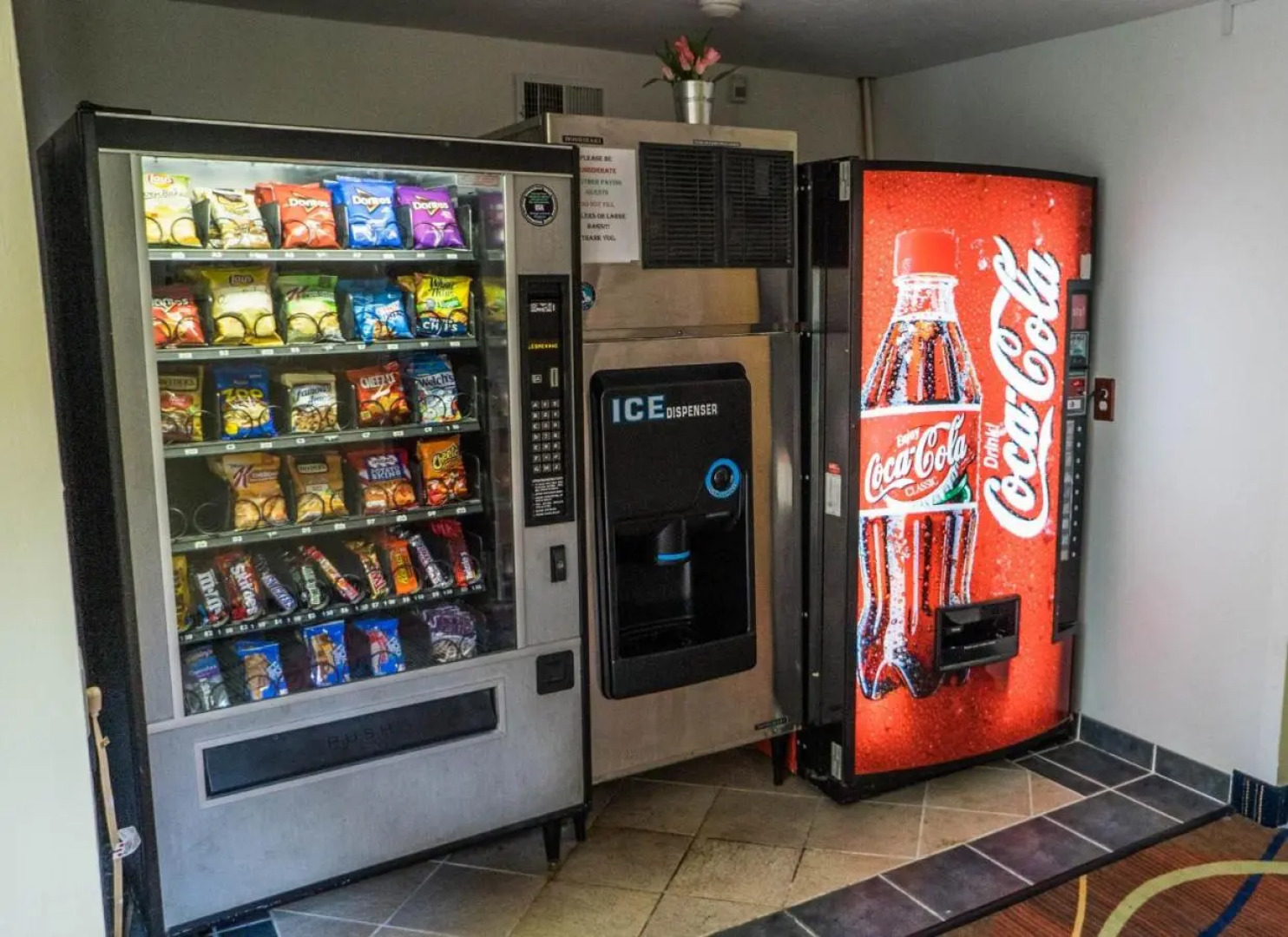 The Mariner Resort Cape Cod by The Red Collection