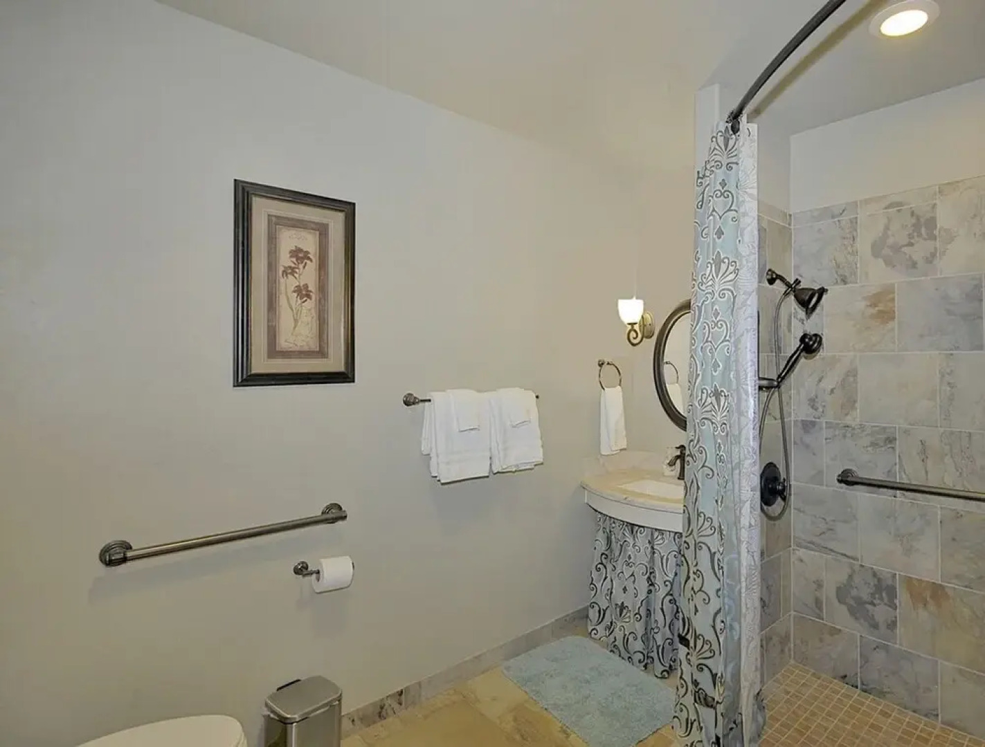 Sorelle Vineyard 5BR by Casago