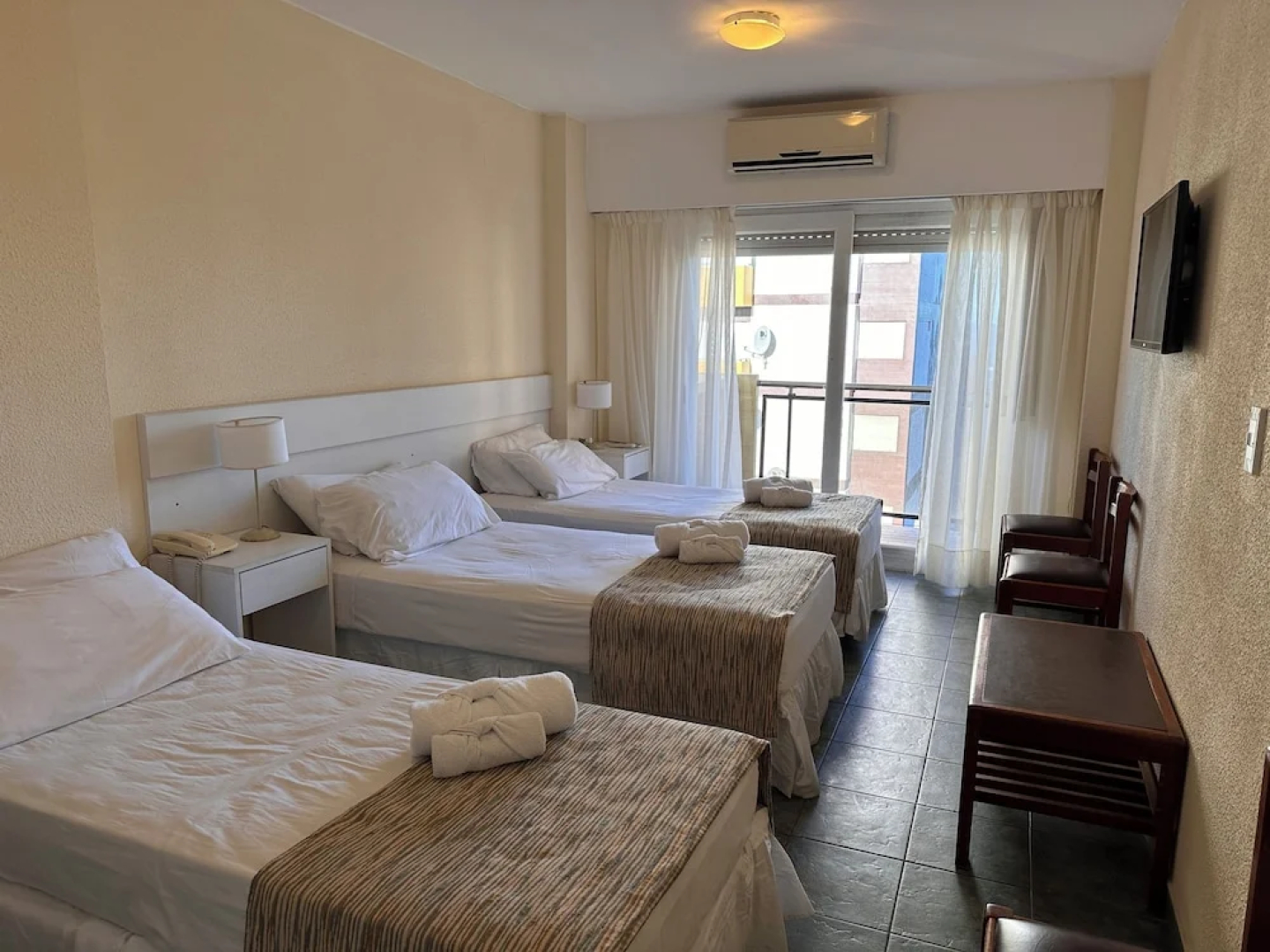 Hostal del Sol I