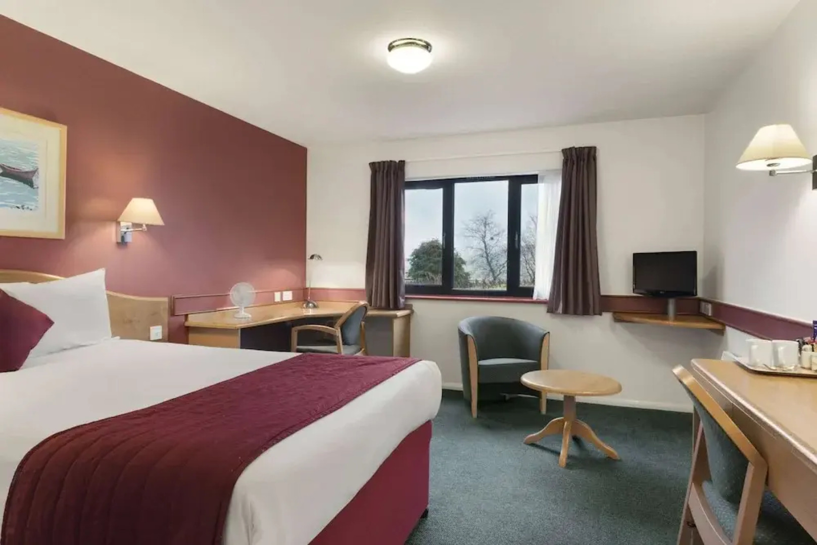 Days Inn Abington M74