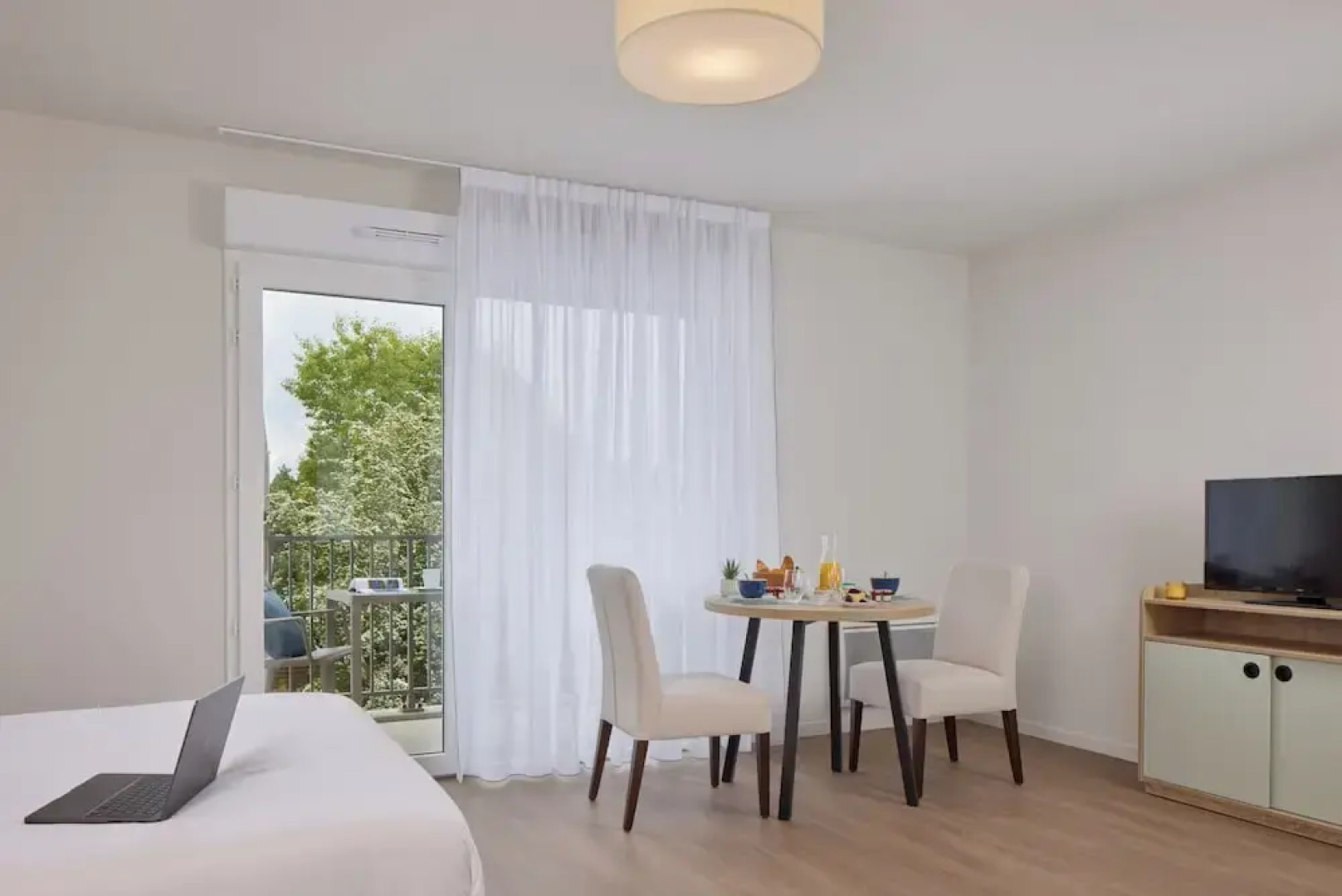 Quality Suites Plerin