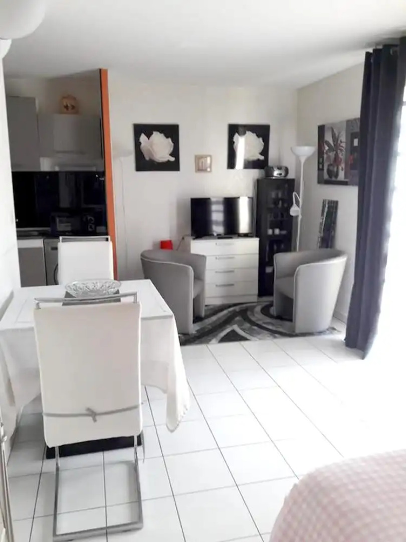 Apartment With one Bedroom in Saint-brieuc, With Terrace and Wifi - 2 km From the Beach