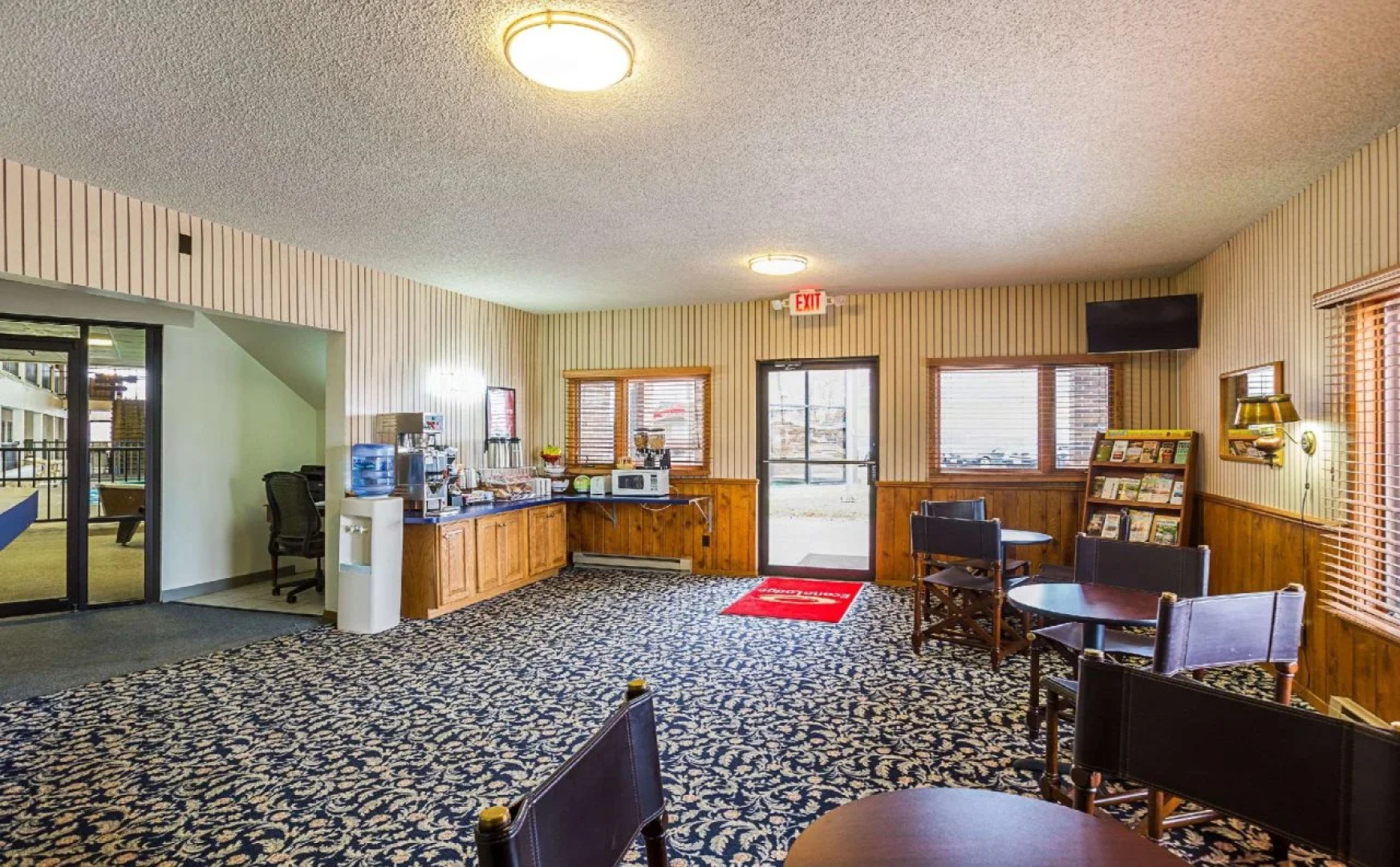 Econo Lodge Waupaca