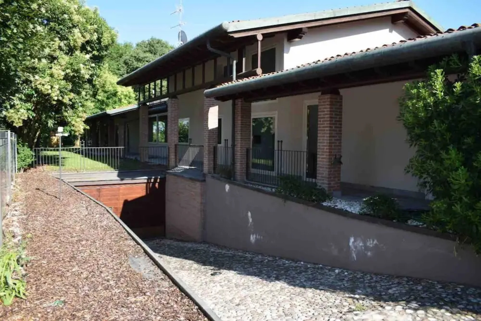 Villa Fermi, With Swimming Pool, Gym, Saunas and Room Equipped With Musical Equipment