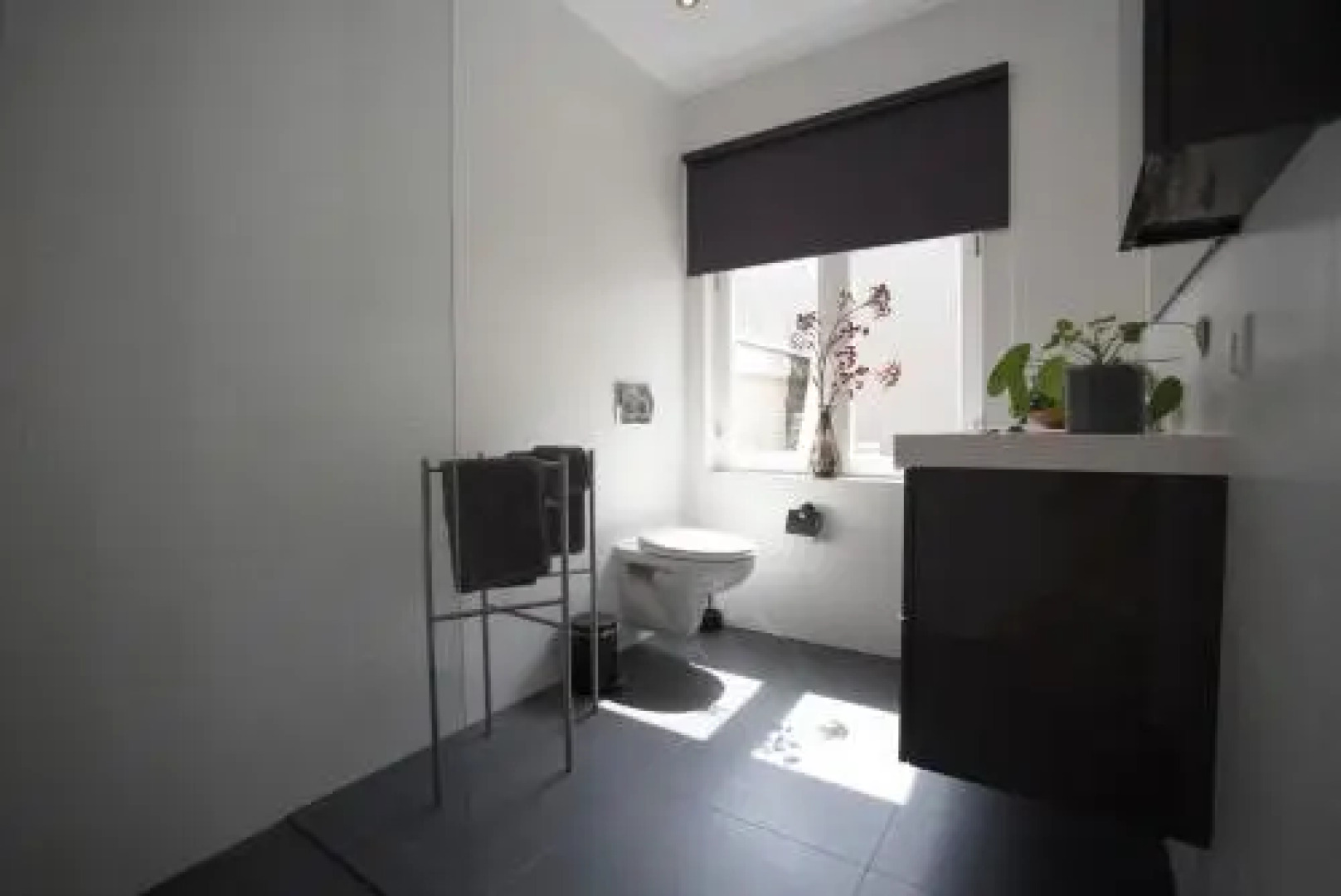 Timeless City Residence