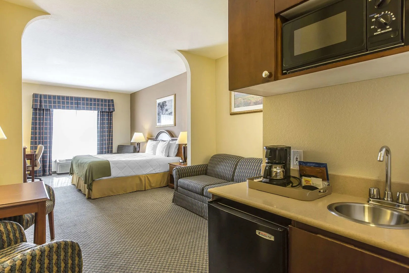 Oasis Inn & Suites Joshua Tree - 29 Palms