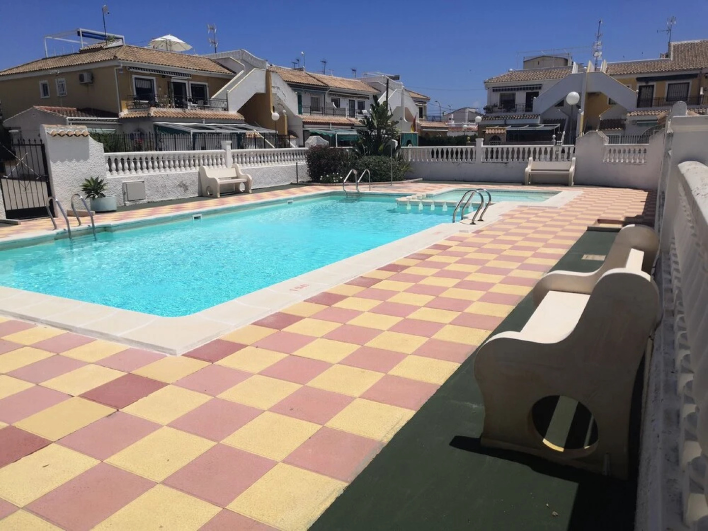 Modern Refurbished Bungalow, Communial Poolwifi