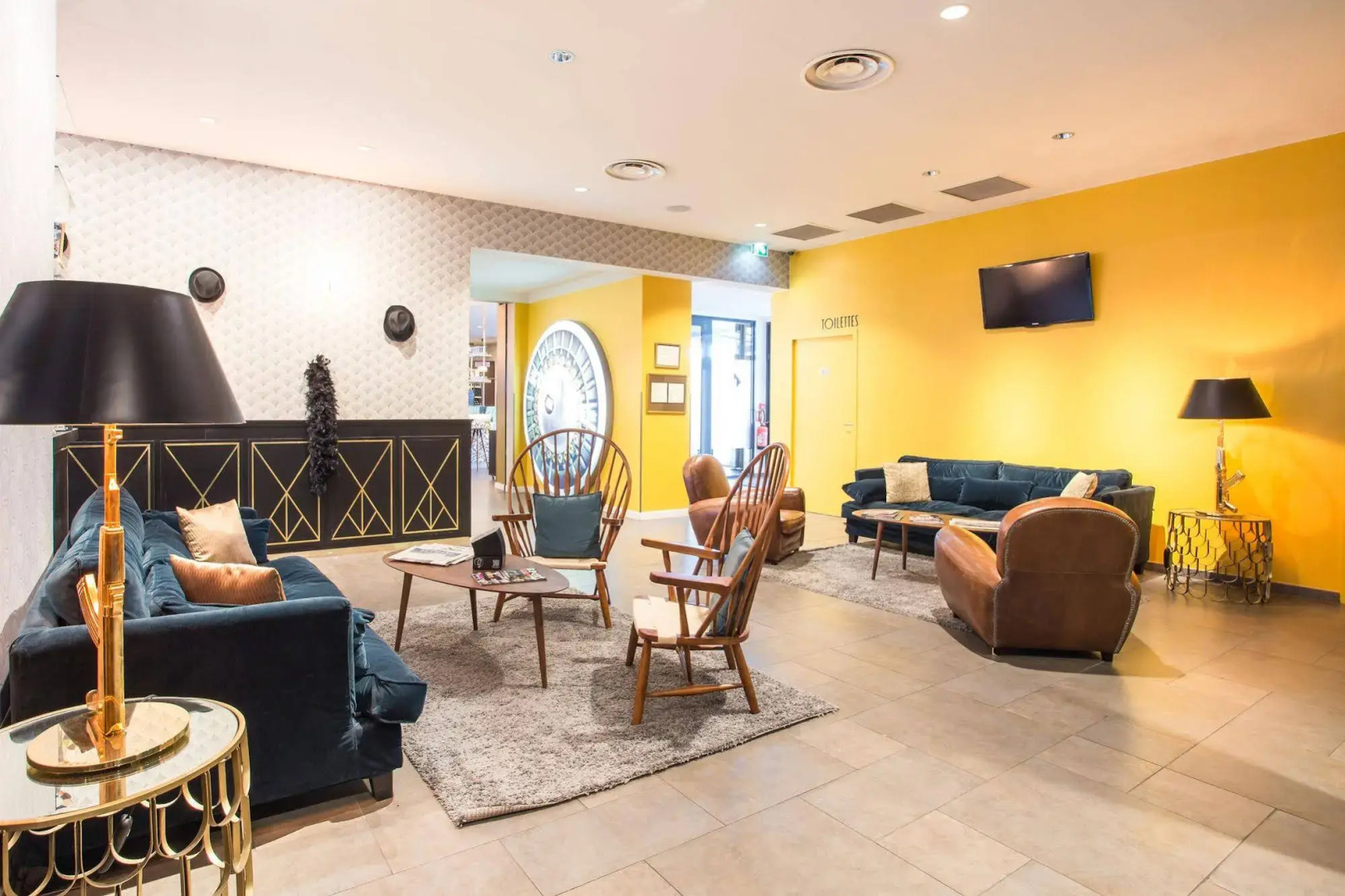 Gatsby Hotel & Restaurant by Happyculture