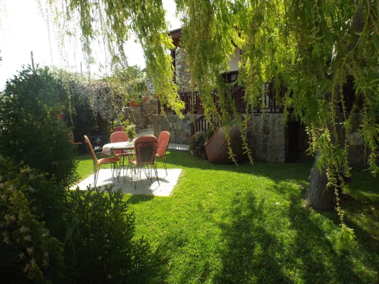 The Pomegranate's House