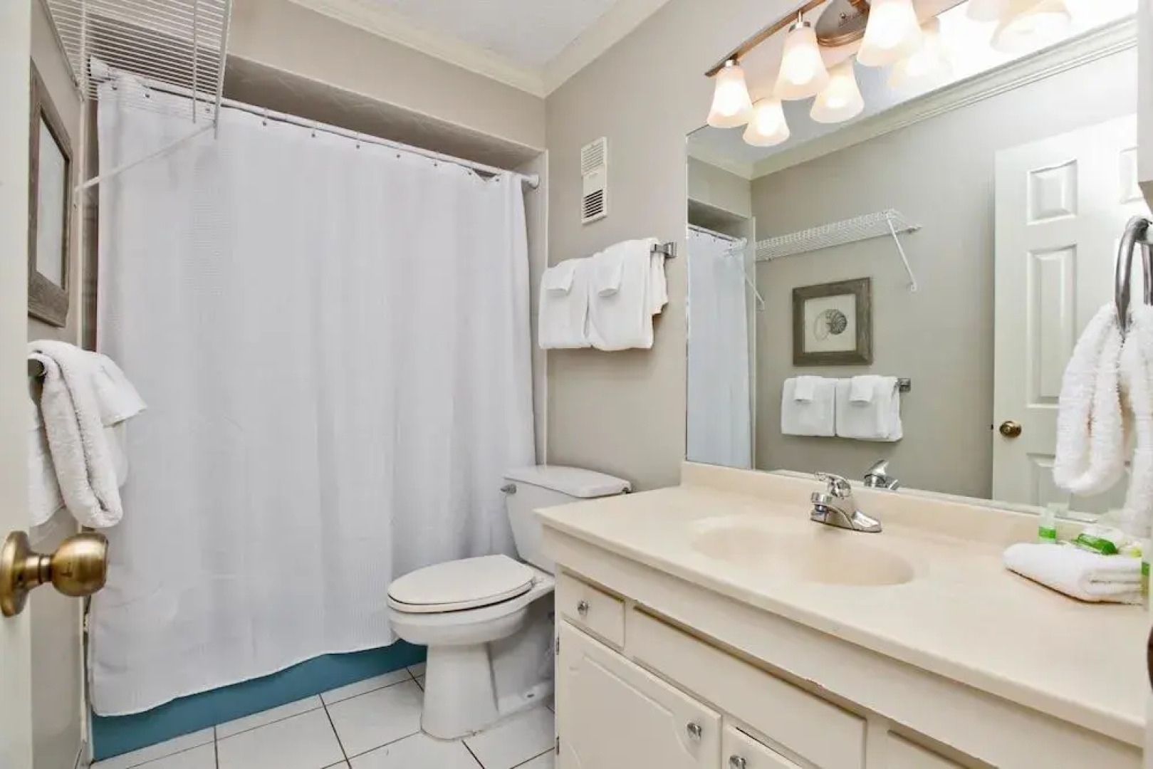 Regency Towers Beach Resort by Panhandle Getaways