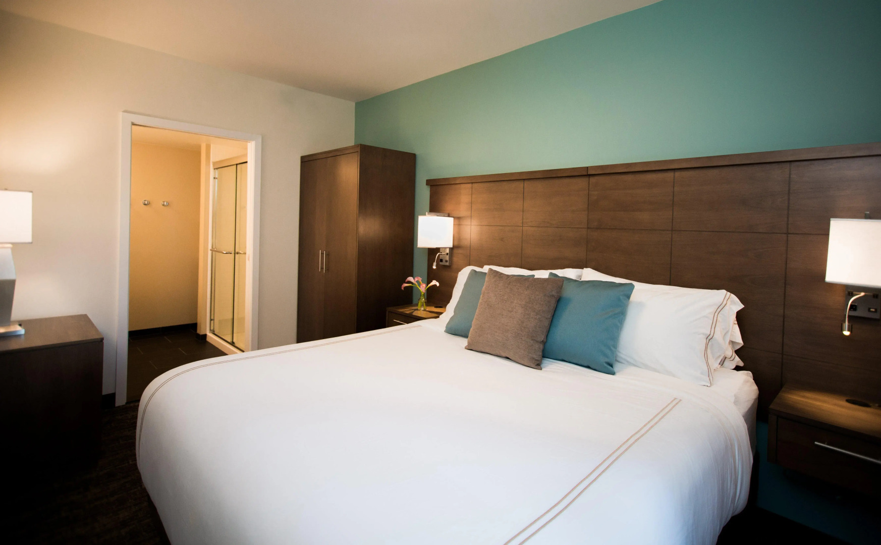 Staybridge Suites Seattle - South Lake Union by IHG