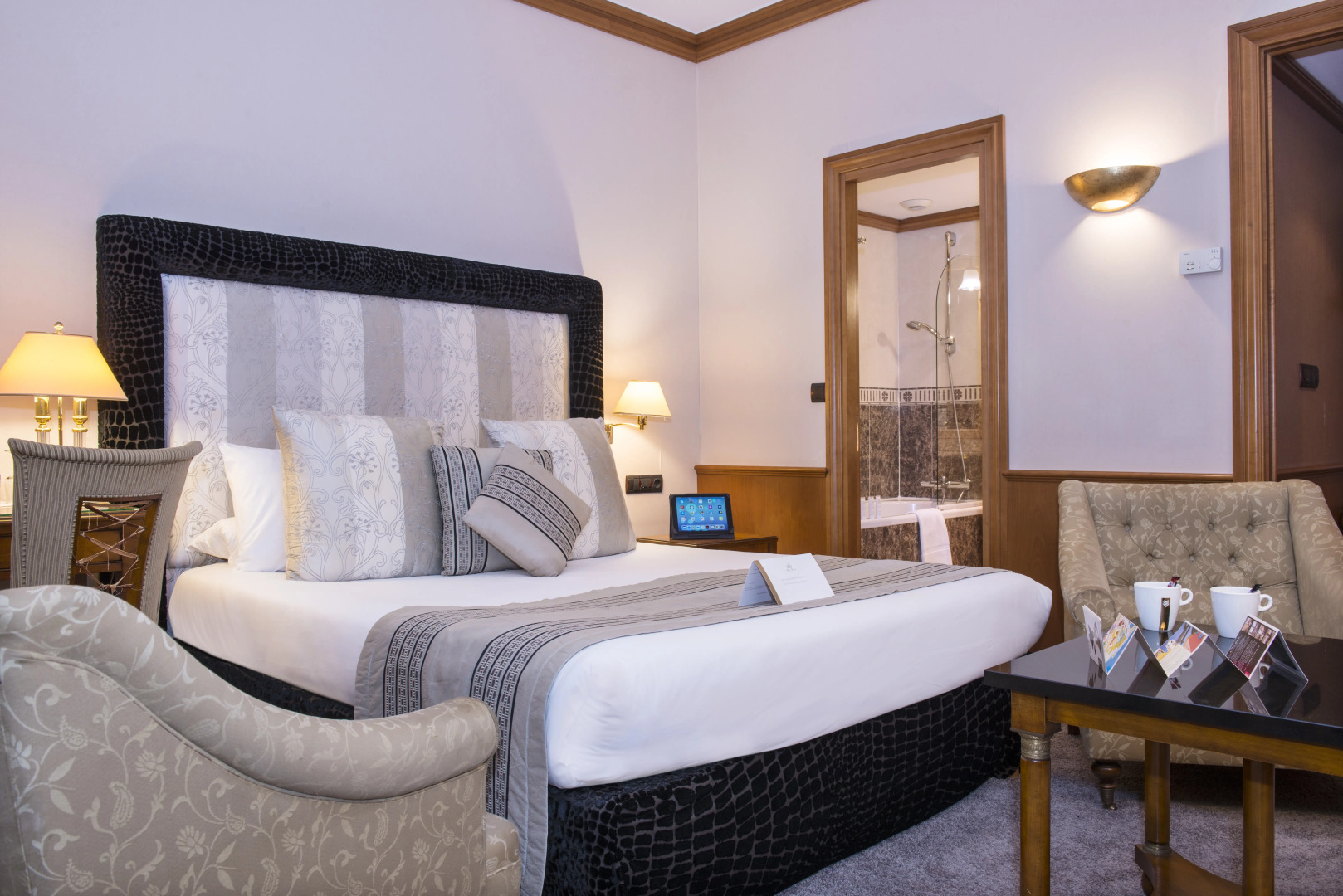 Отель West End Nice