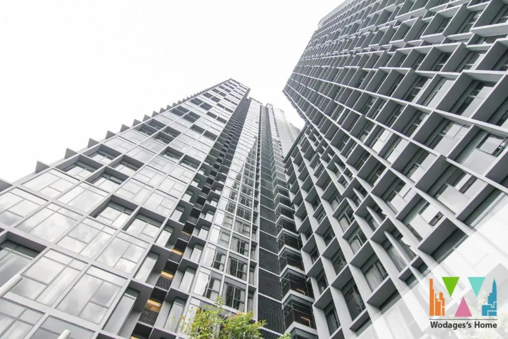 Expressionz KLCC by Wodages