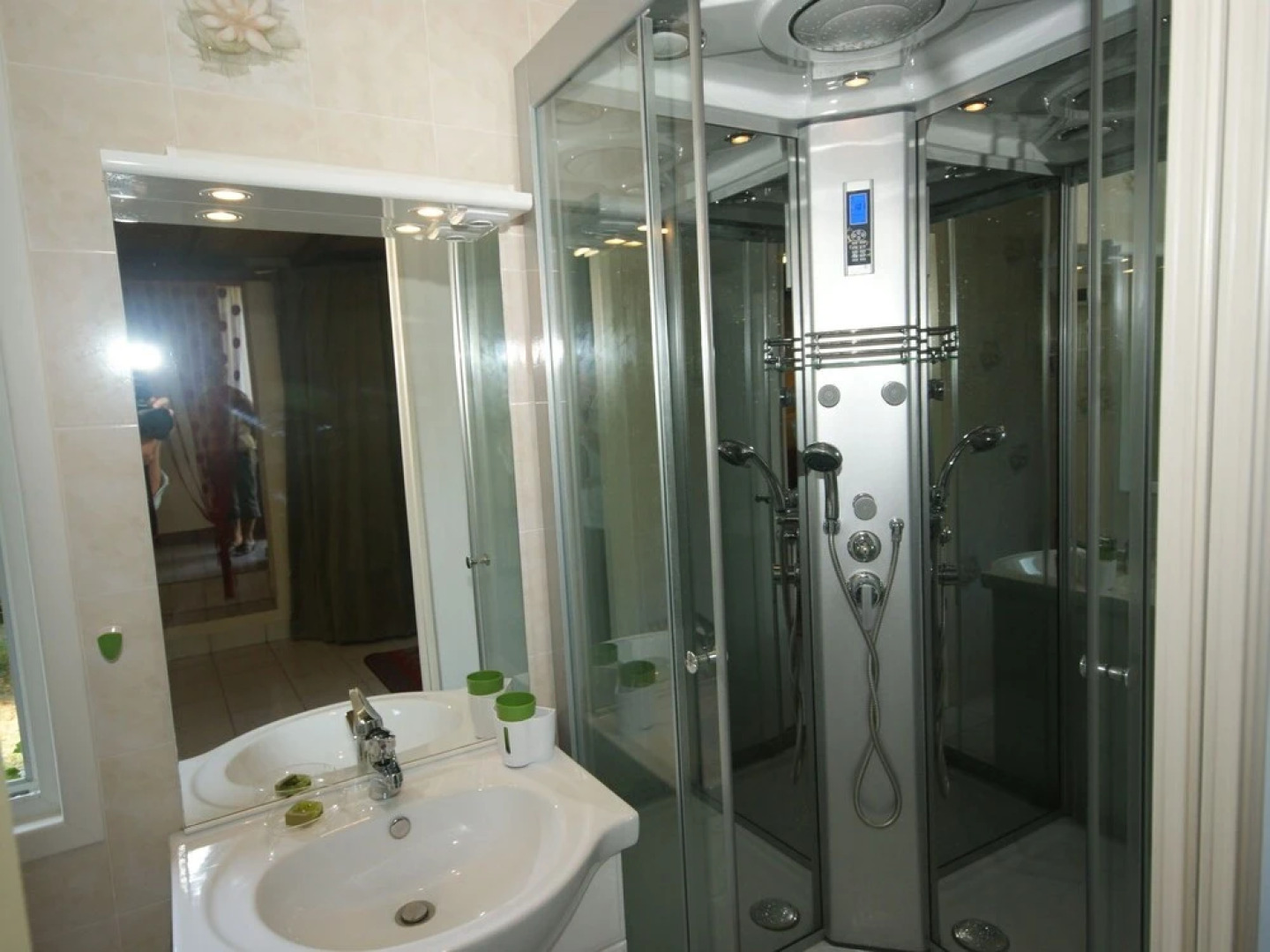 Cozy Holiday Home in Villefranche-du-Perigord with TV