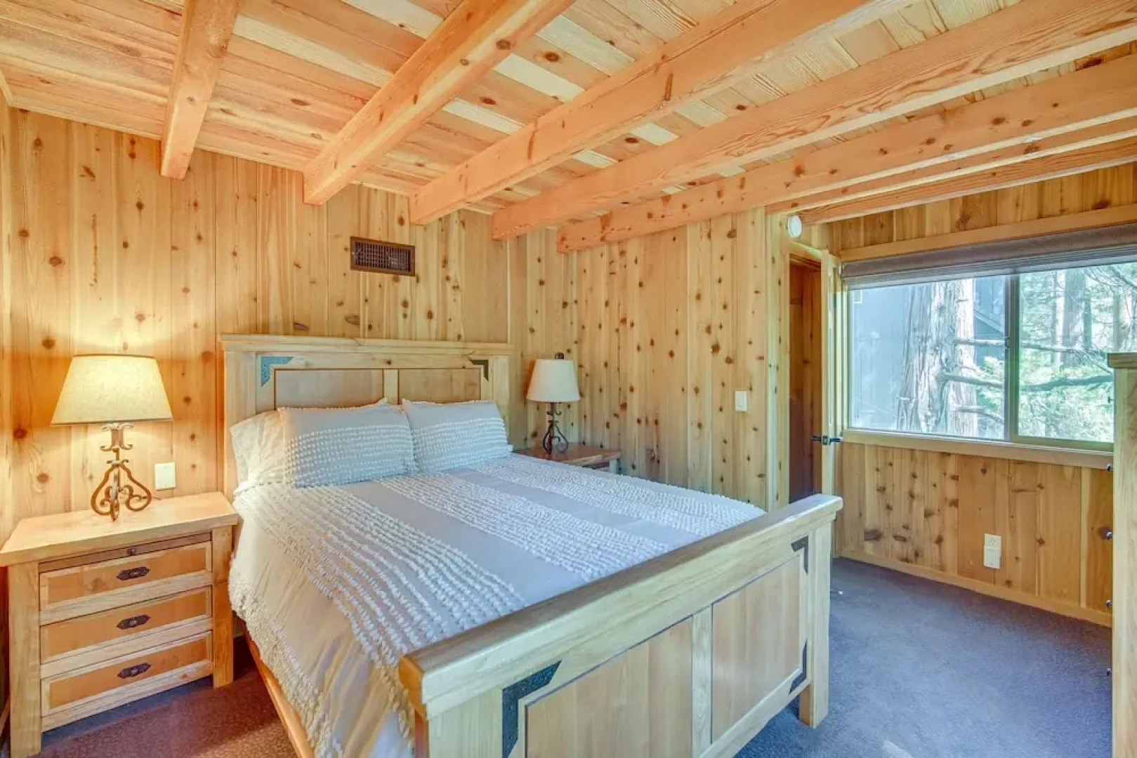 Serene Cabin Rental Near Lake Arrowhead Village!