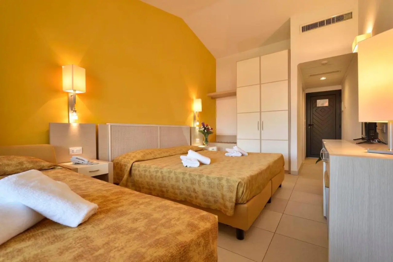 Futura Club Baja Bianca