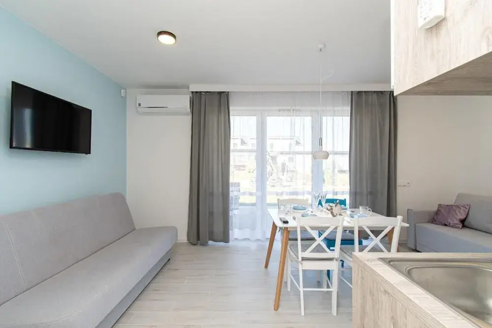 Apartamenty Kolory Lata - 365PAM