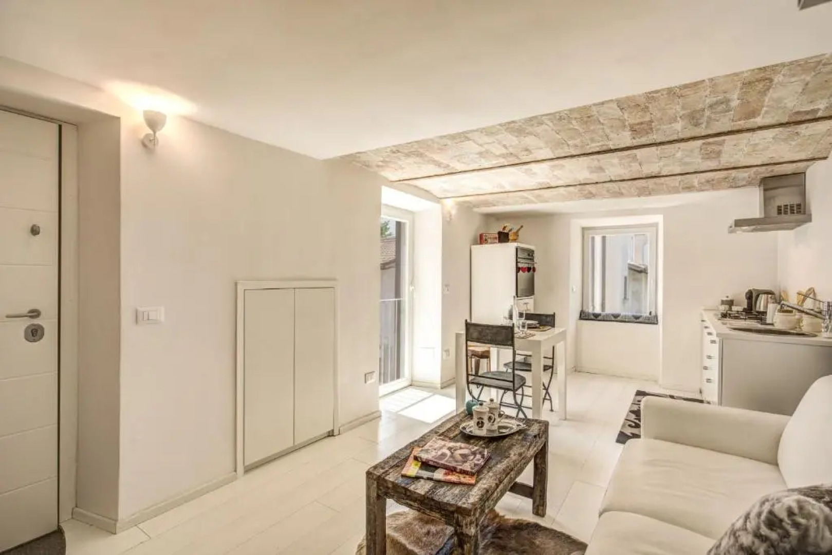 Appartamento di Design Con Vista Sui Monti