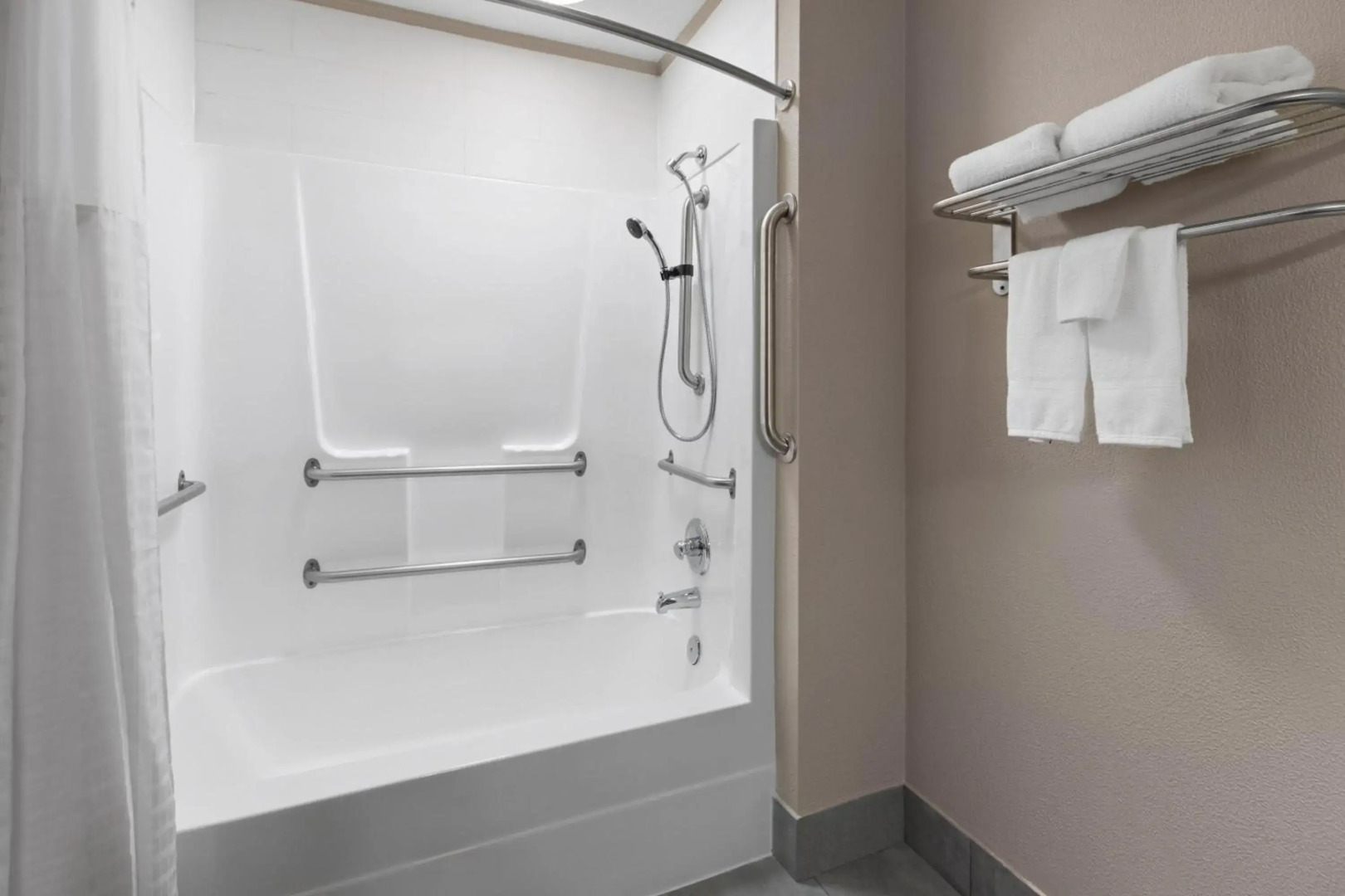 Super 8 by Wyndham Bridgeport/Clarksburg Area