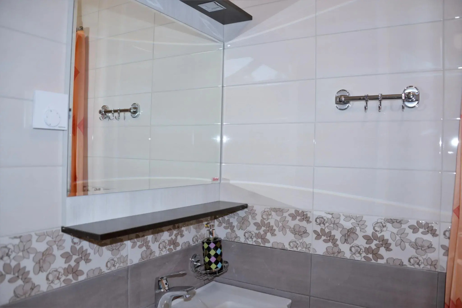 Коттедж Б5 на базе отдыха Новинки Парк