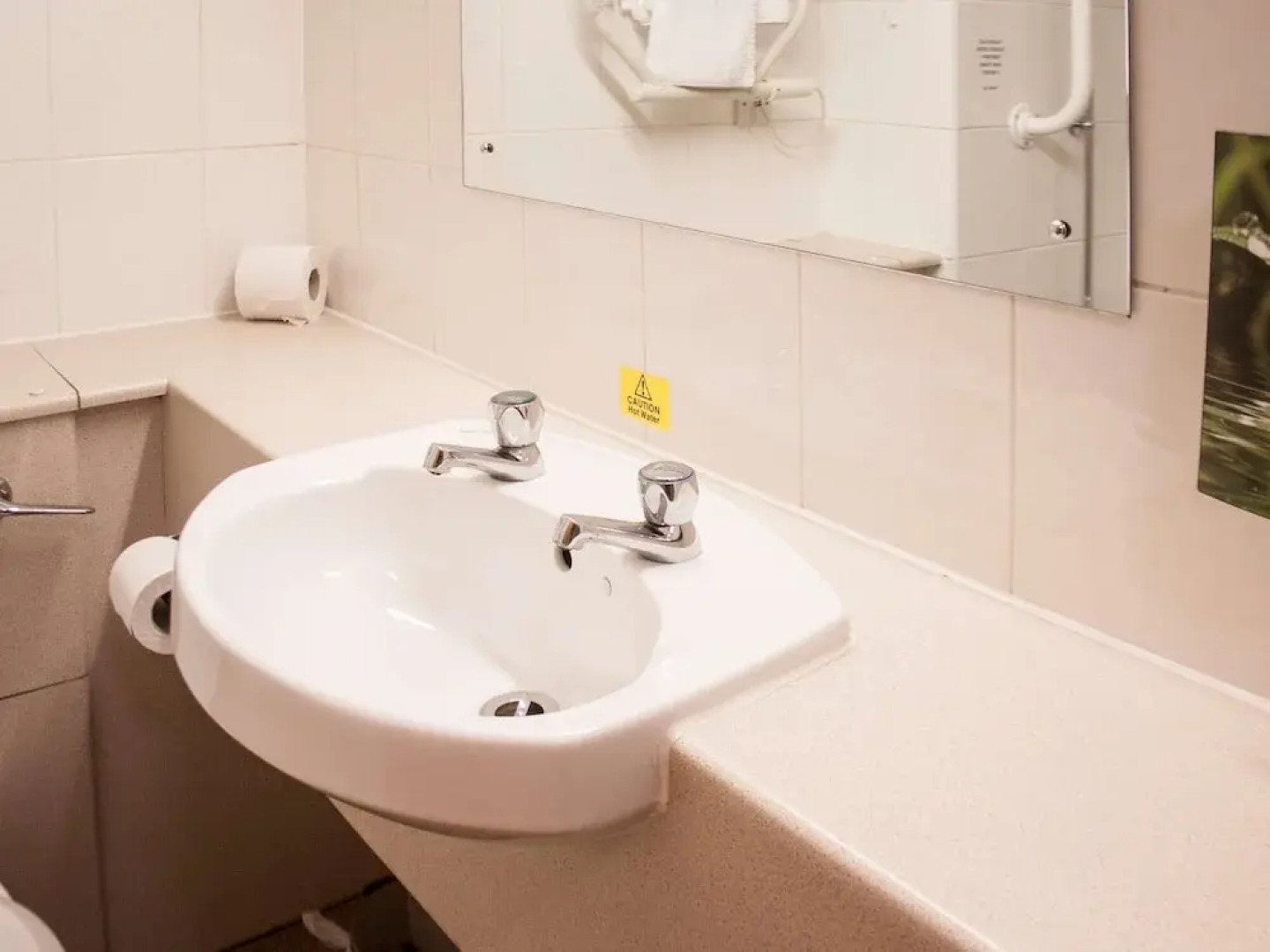 Ibis Wakefield East - Castleford