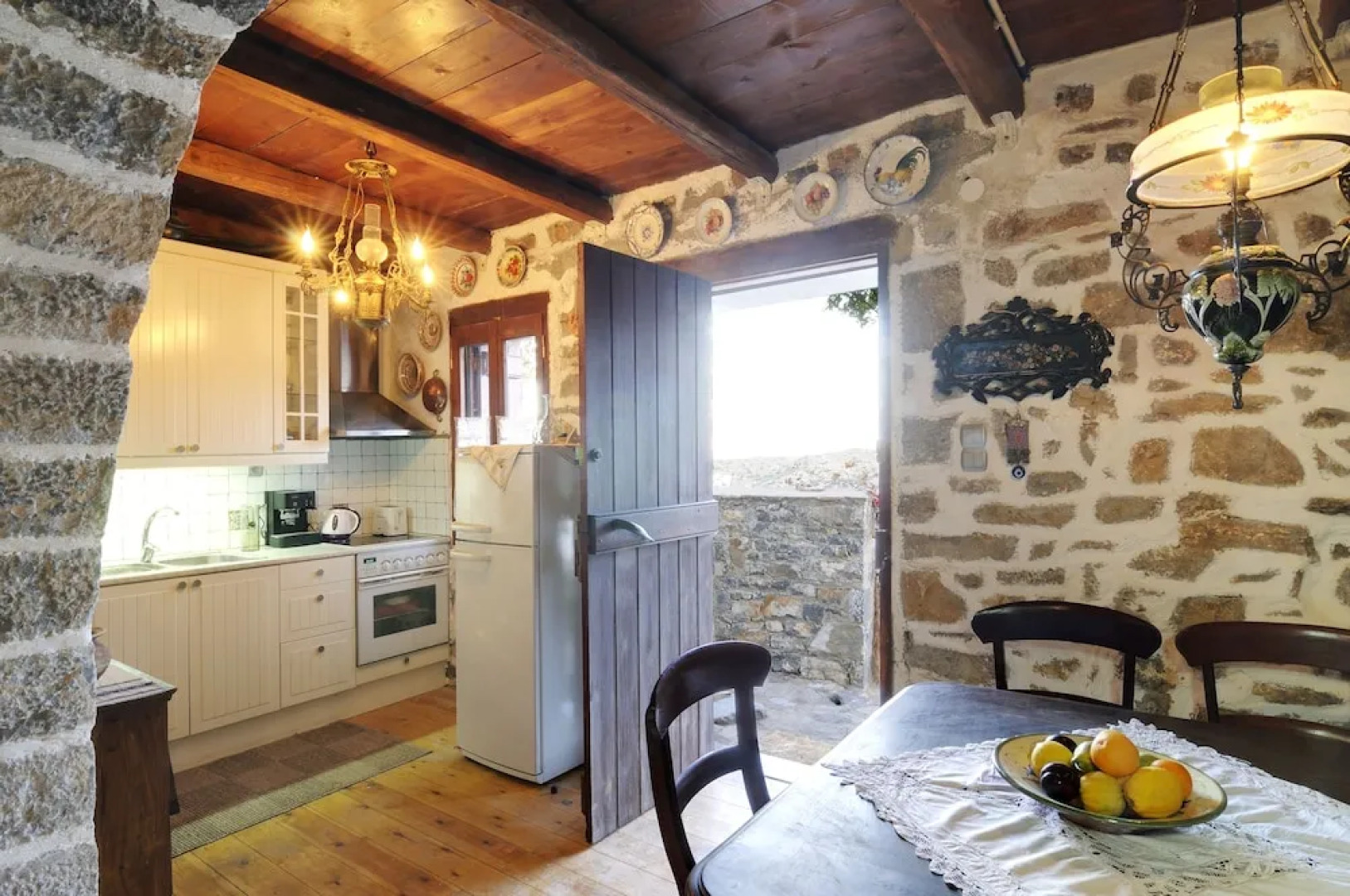 Elounda Traditional Art Suites